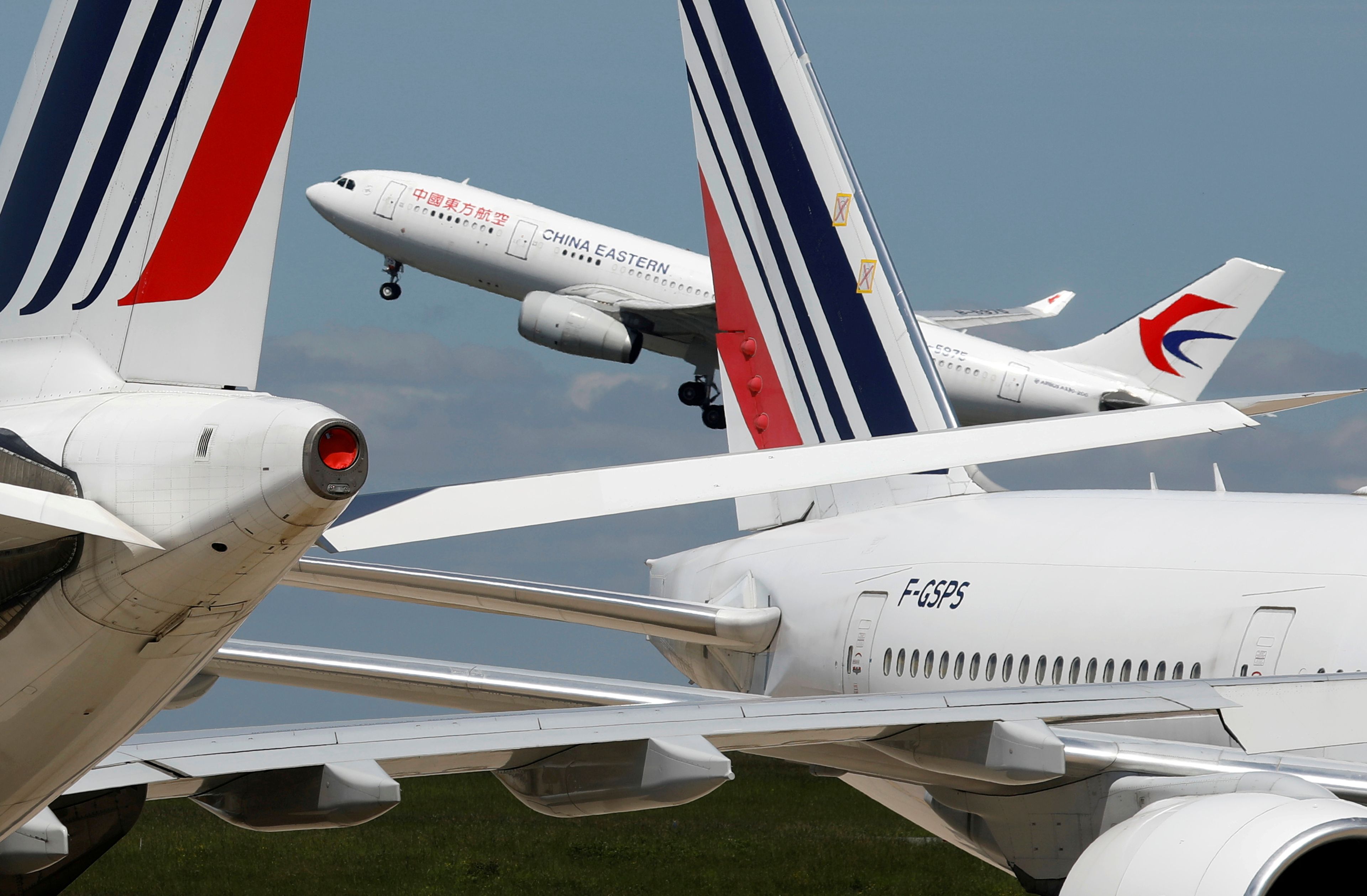 Aviones en el Aeropuerto de París-Charles de Gaulle, en Francia.