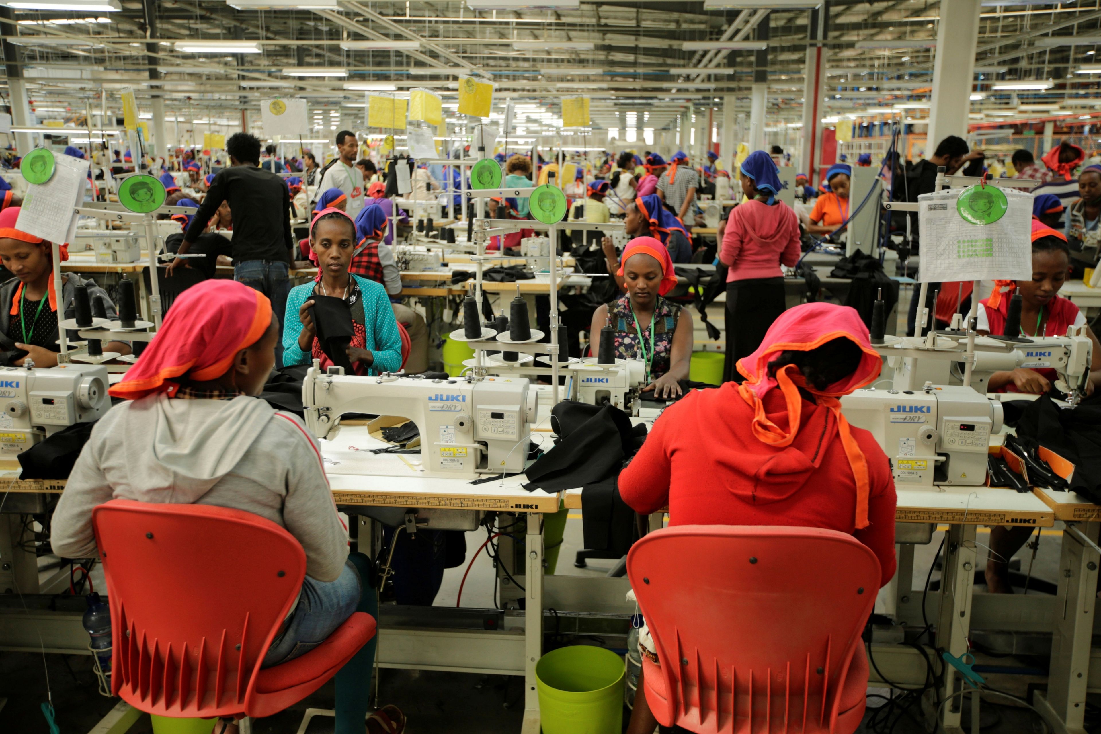 Trabajadoras en una fábrica en Hawassa, Etiopía
