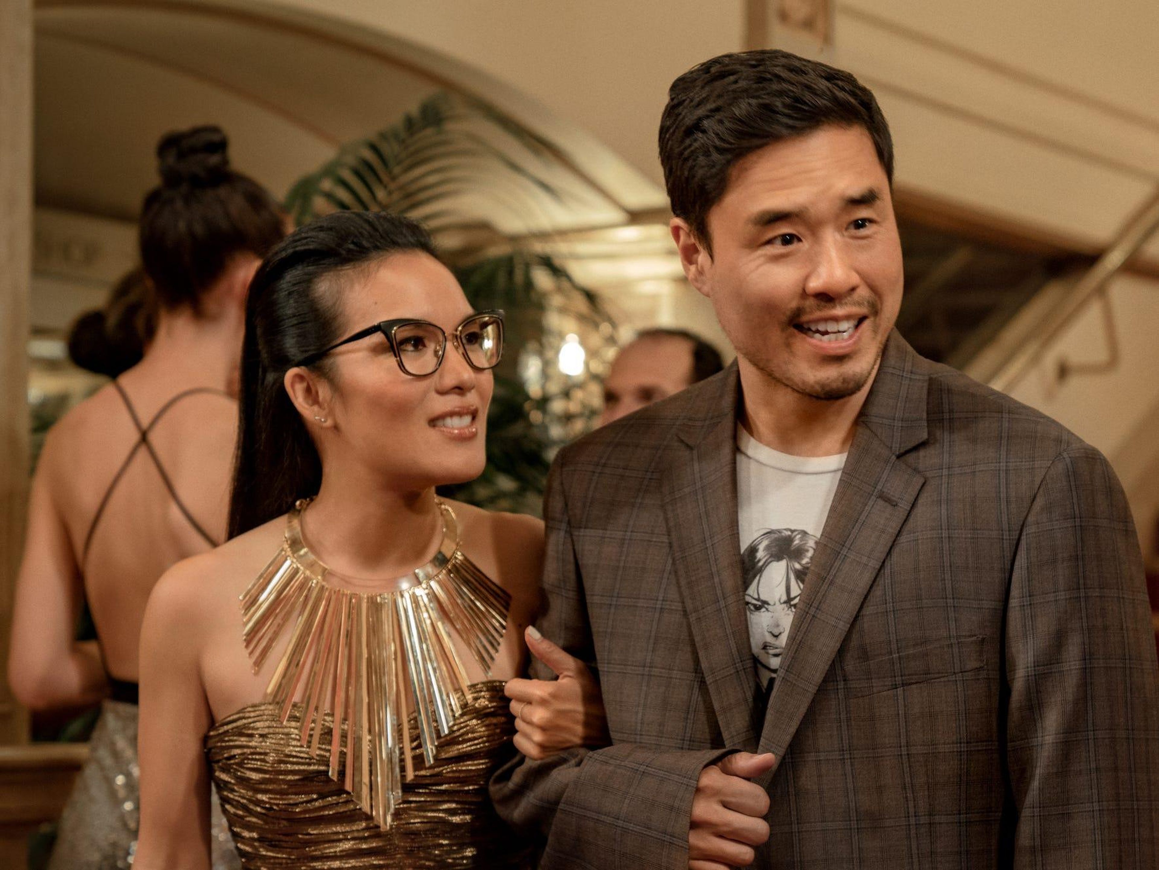 Ali Wong y Randall Park coprotagonizan 'Quizás para siempre'
