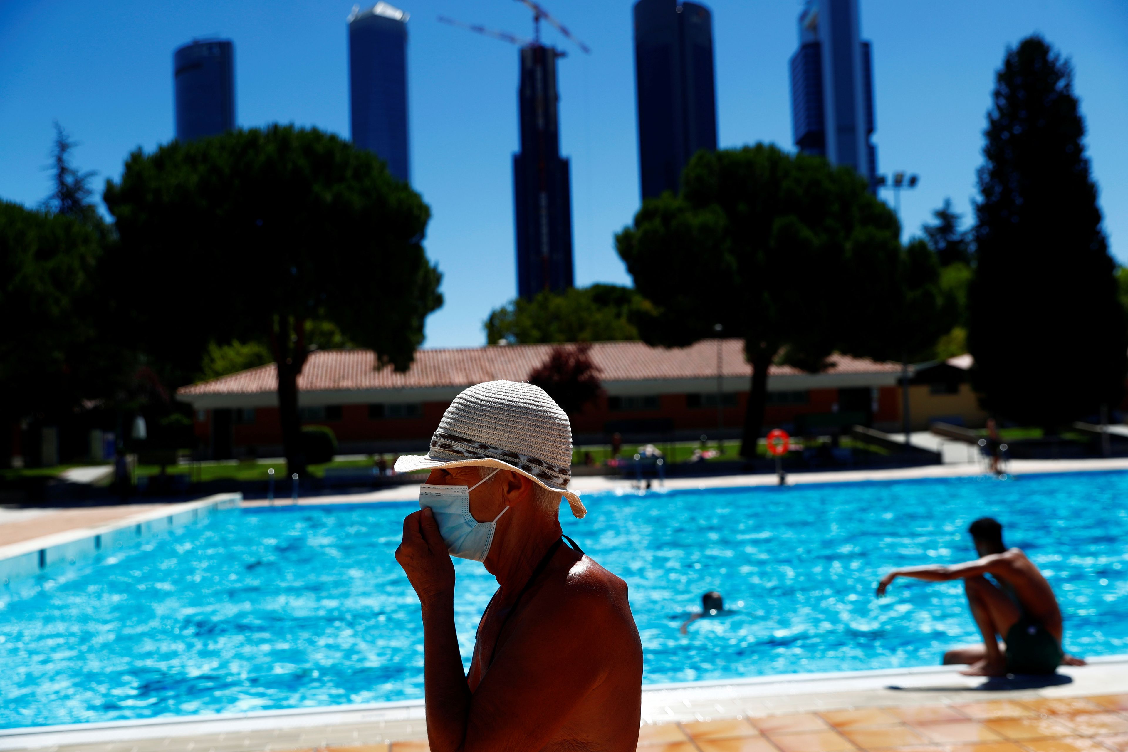 Una piscina pública de Madrid, durante la pandemia del coronavirus