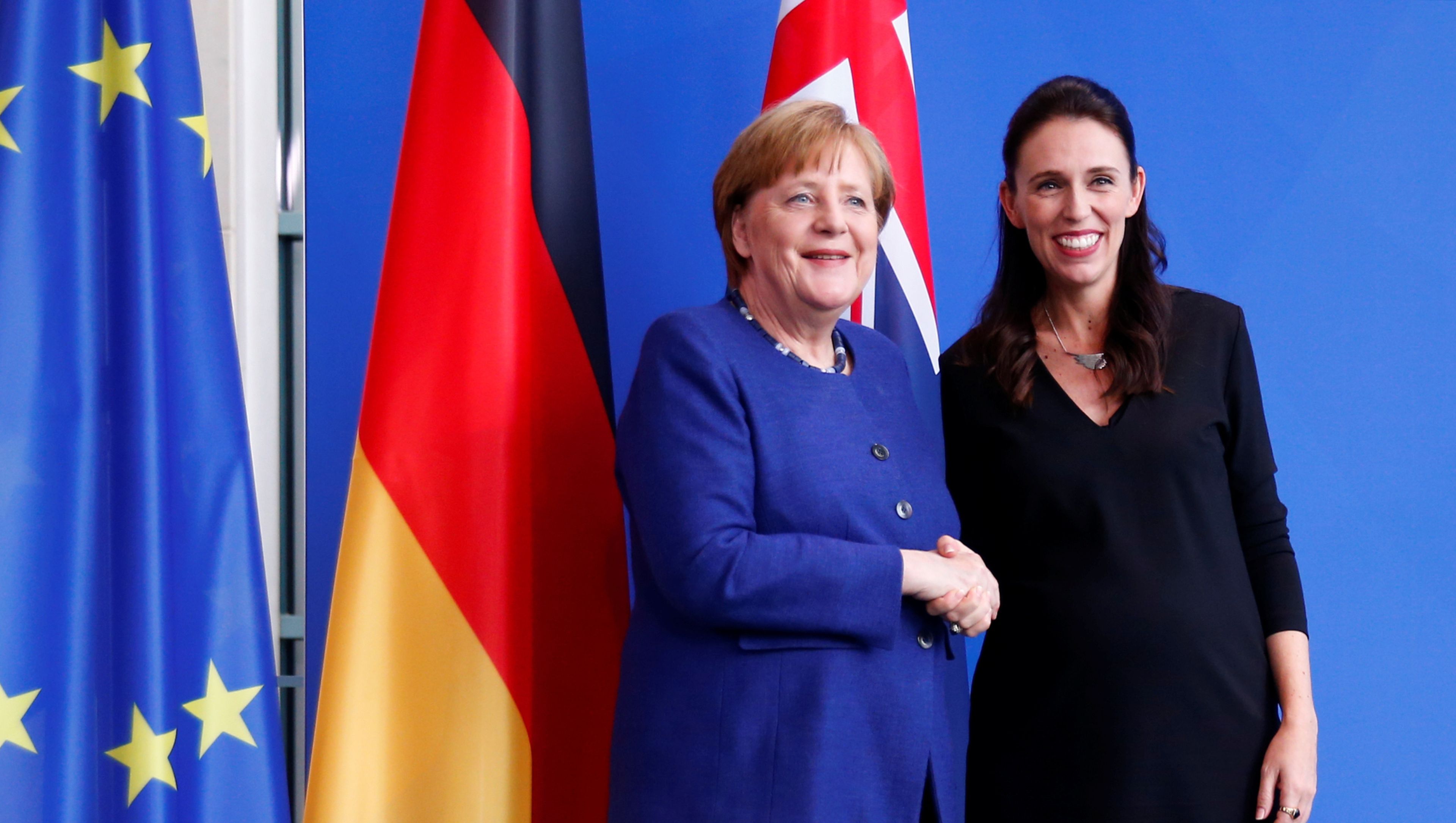 La canciller alemana, Angela Merkel, y la primera ministra de Nueva Zelanda, Jacinda Ardern
