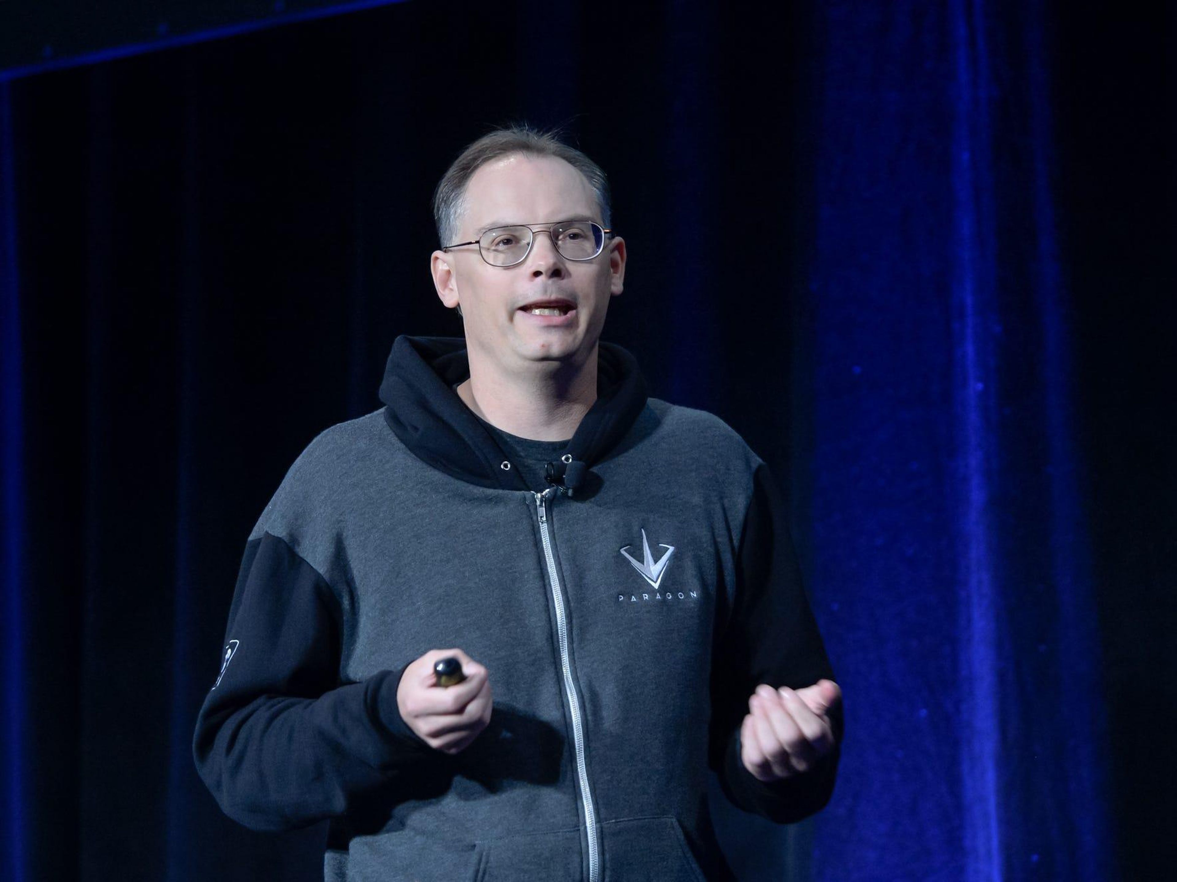 El CEO y cofundador de Epic, Tim Sweeney, participa en la Game Developers Conference de 2016