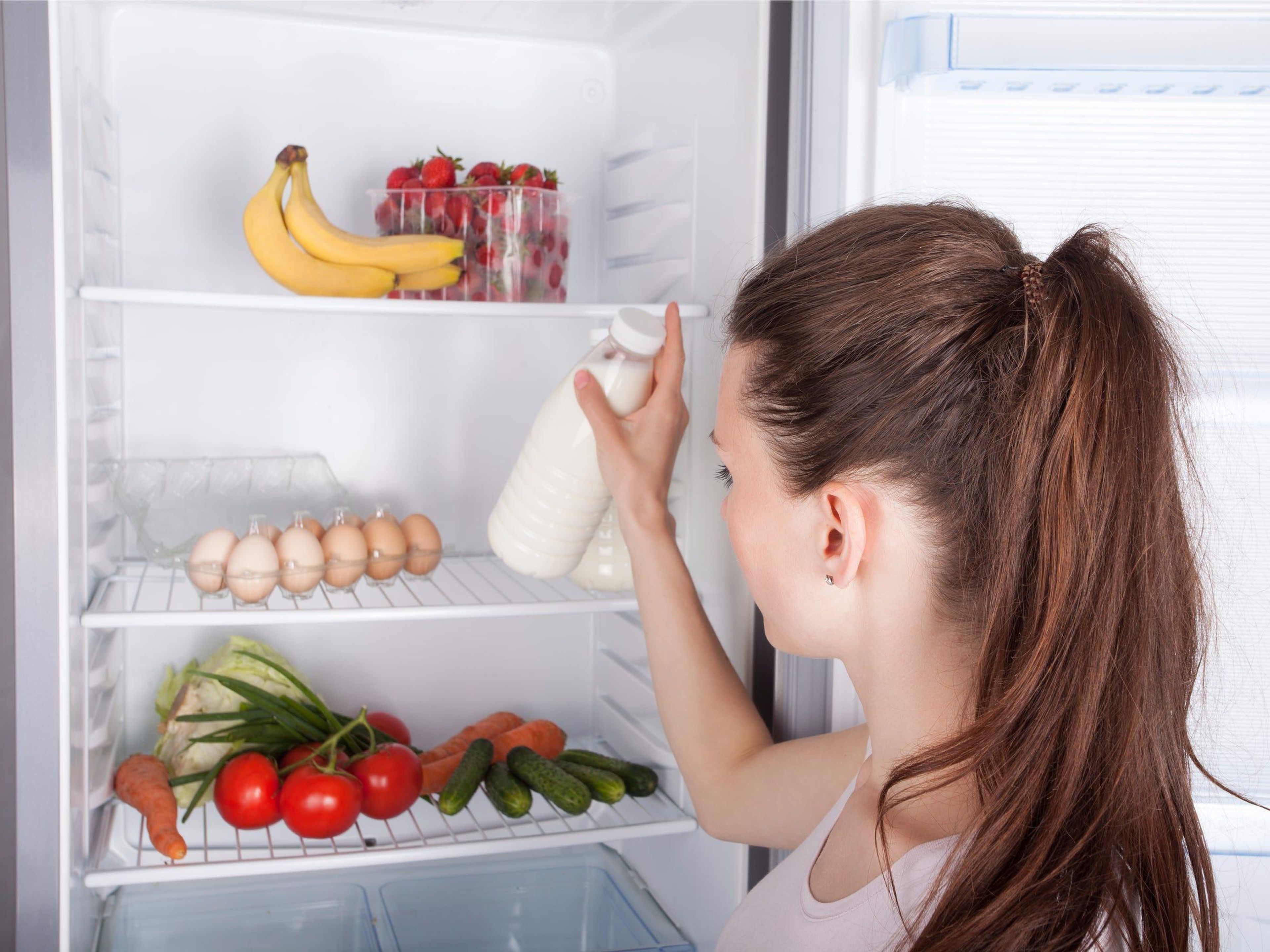El congelador puede mantener la comida durante más tiempo.