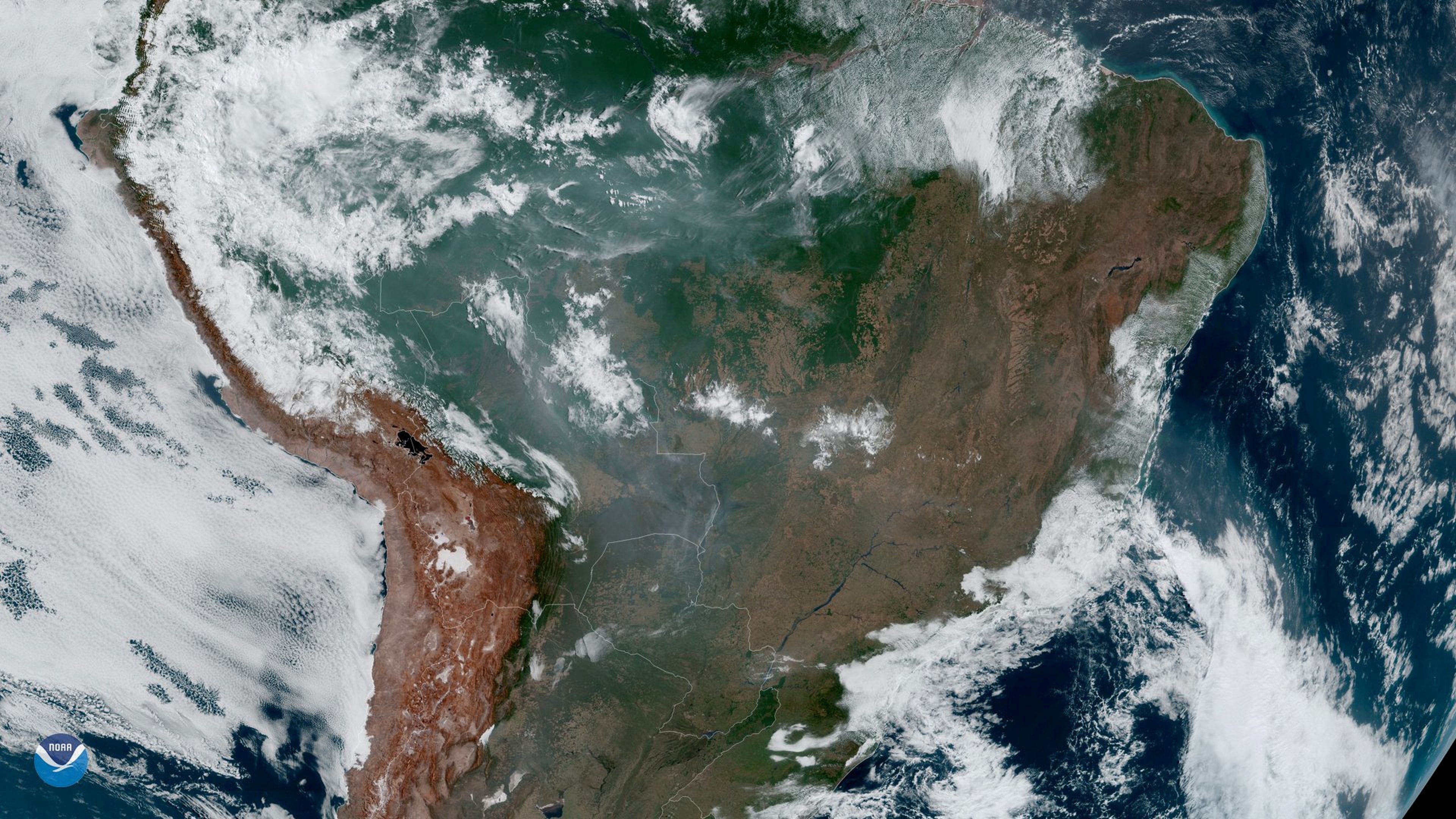 Incendios del Amazonas en 2019 fotografiados desde un satélite.