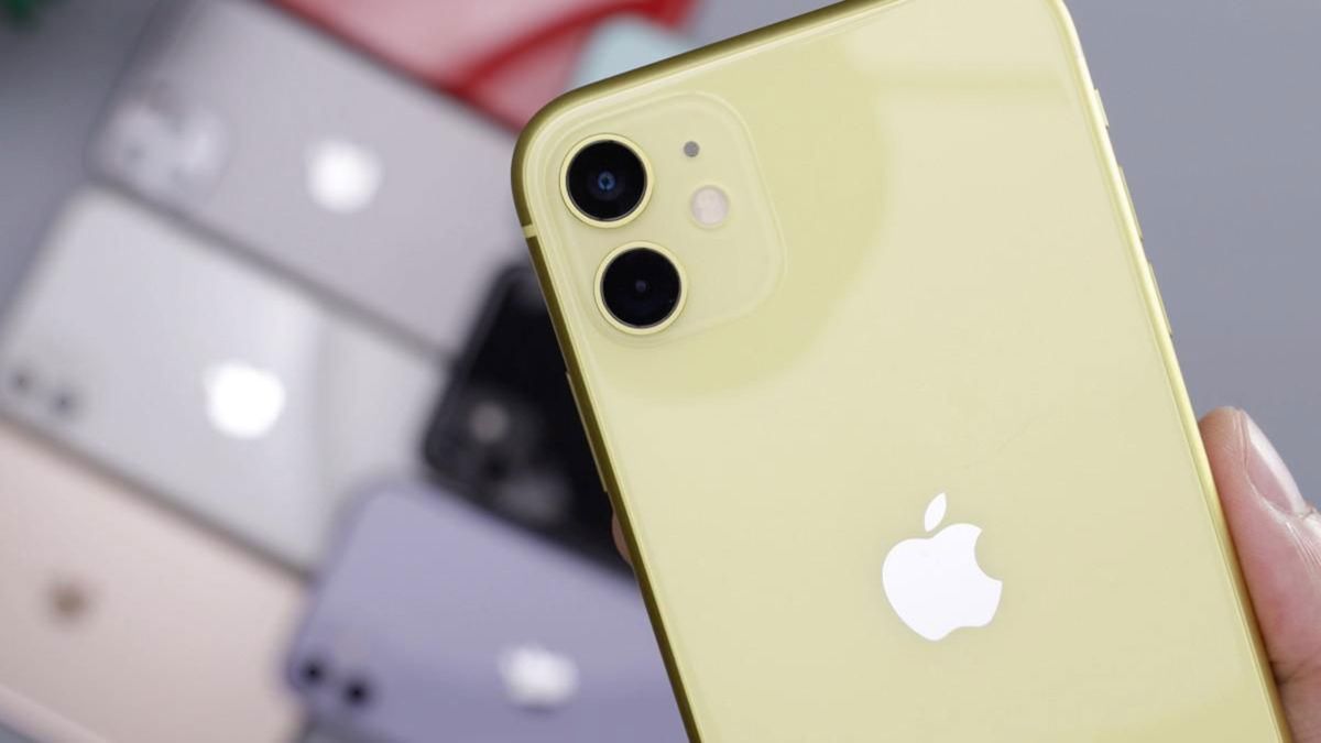 Un iPhone sobrevive 11 días en un lago a 7 metros de profundidad Un iPhone sobrevive 11 días en un lago a 7 metros de profundidad