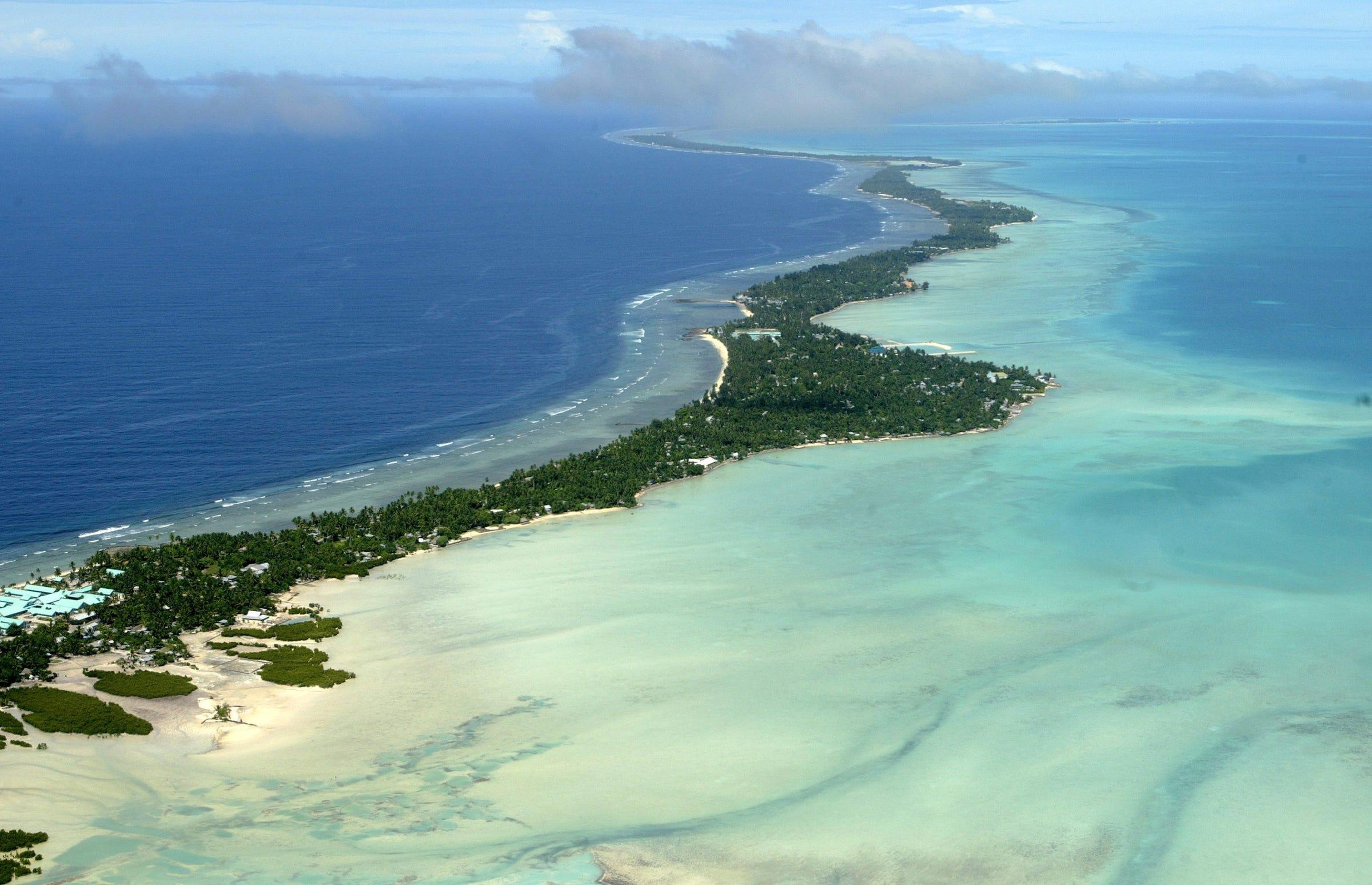 El atolón de Tarawa, Kiribati, en 2004.