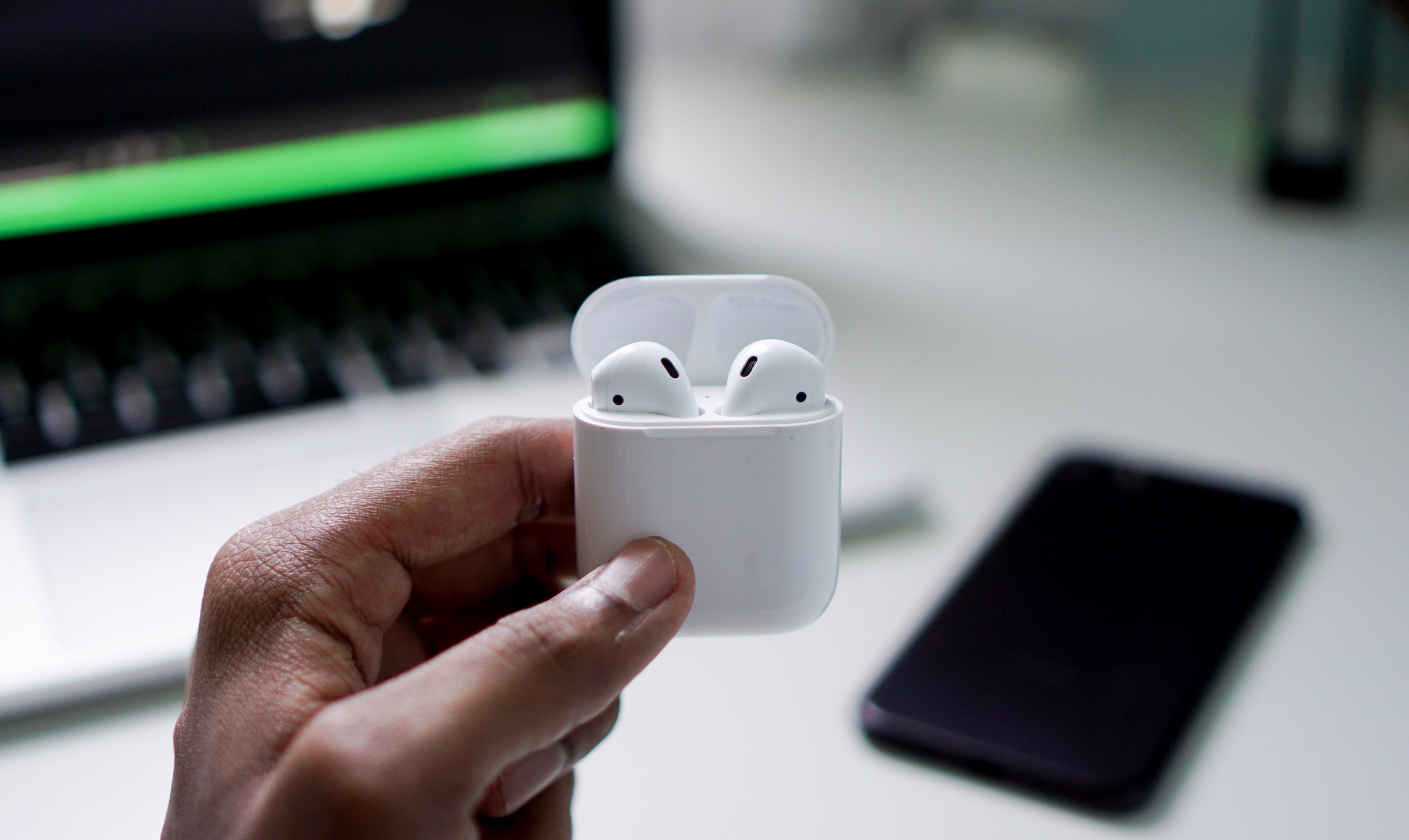 Oferta Amazon AirPods de Apple de 2019 por 131 euros Business