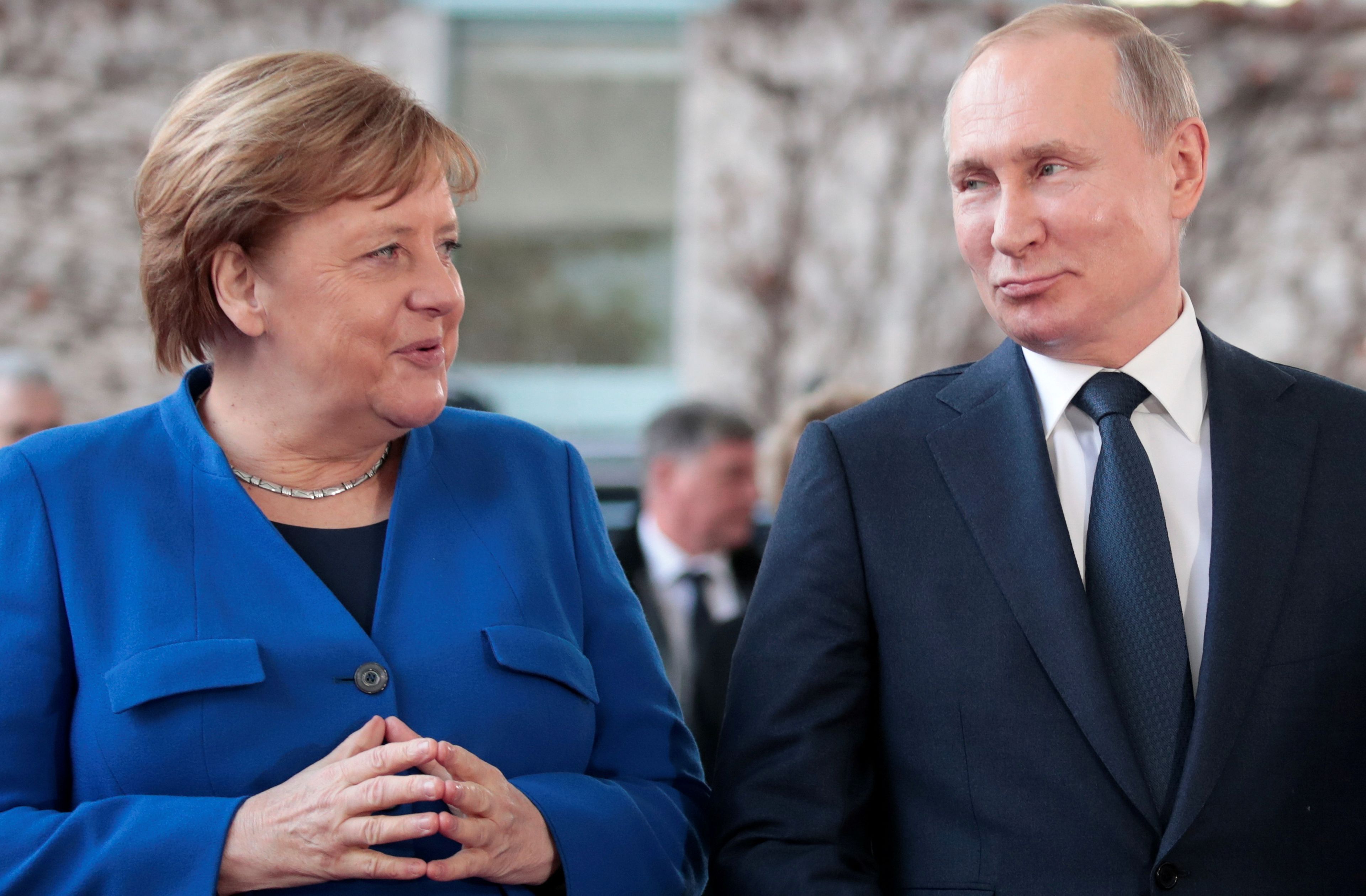 La canciller alemana, Angela Merkel y el presidente ruso, Vladimir Putin.