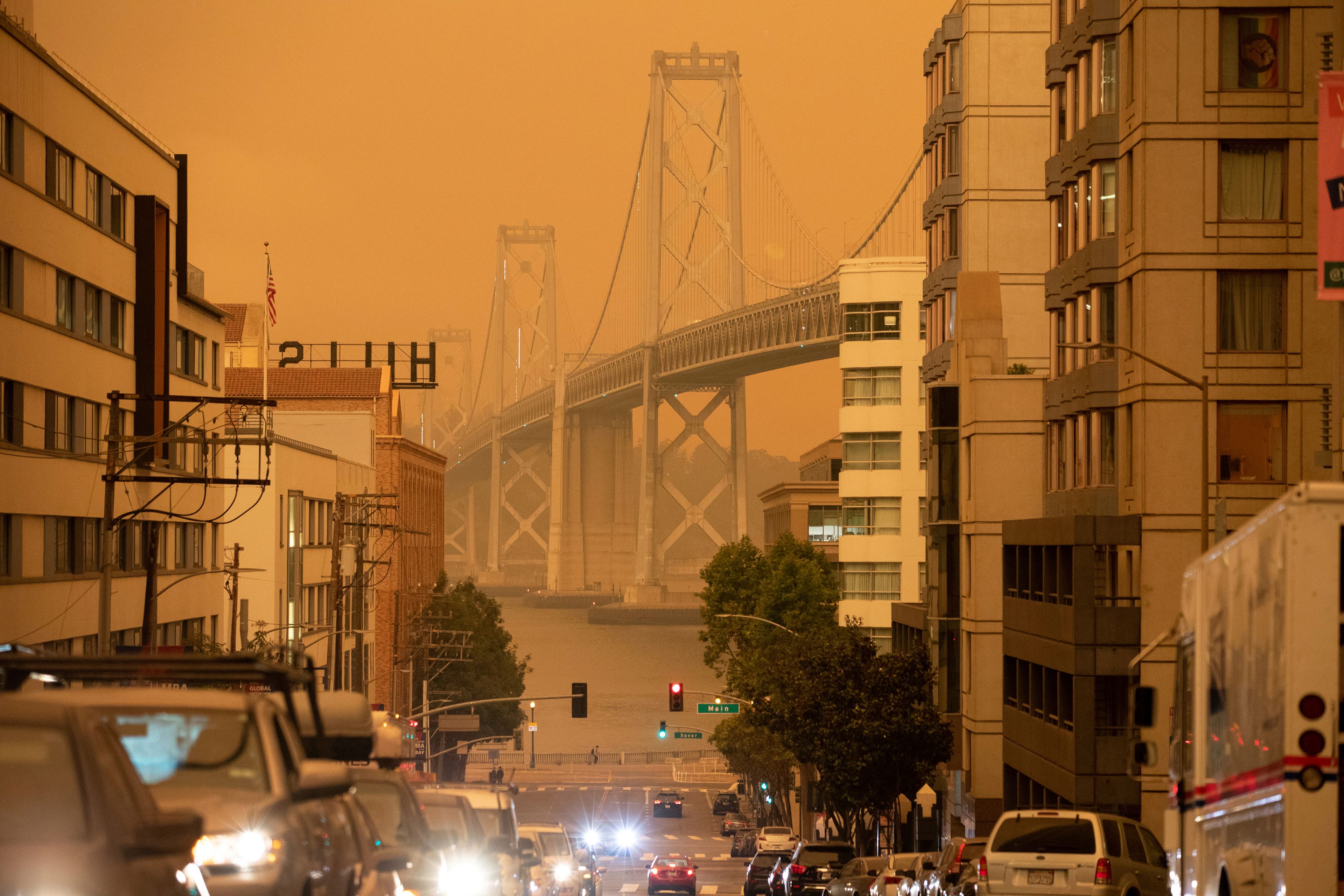 El cielo de San Francisco, teñido de naranja por los incendios que están arrasando California.