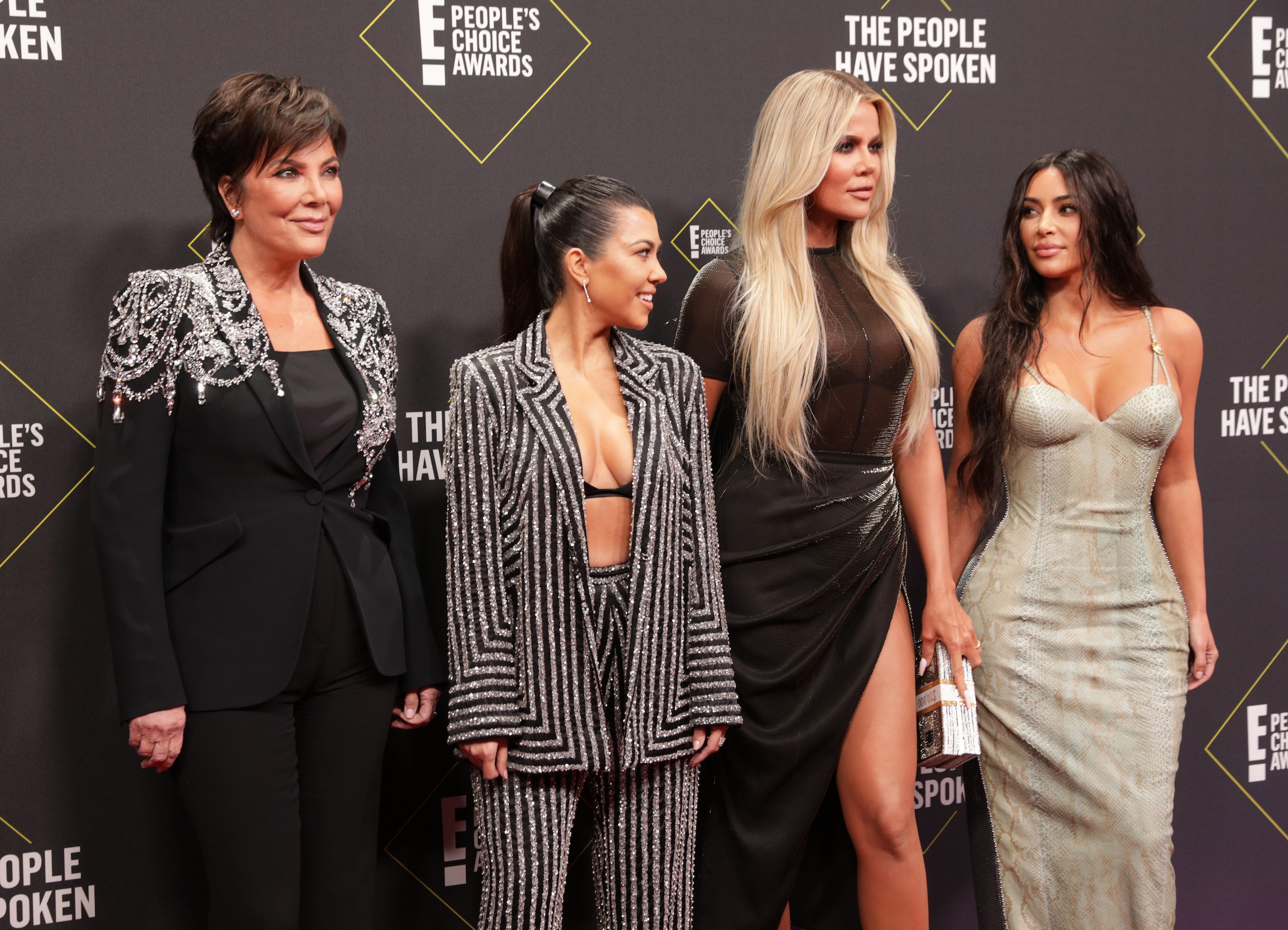 Kris Jenner, Kourtney Kardashian, Khloe Kardashian y Kim Kardashian.