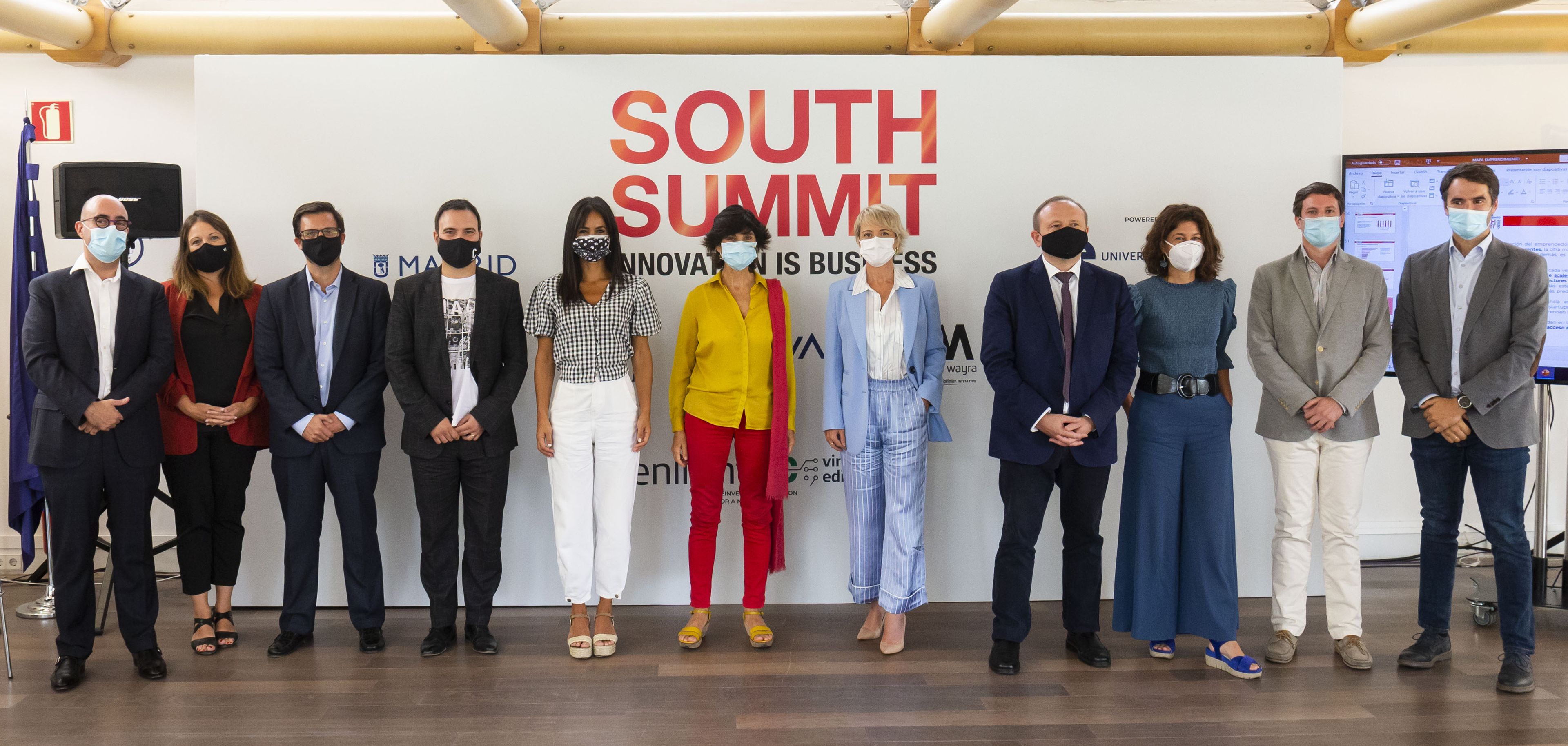 Carme Artigas, la quinta por la derecha, en la presentación del Mapa del Emprendimiento 2020 del South Summit.