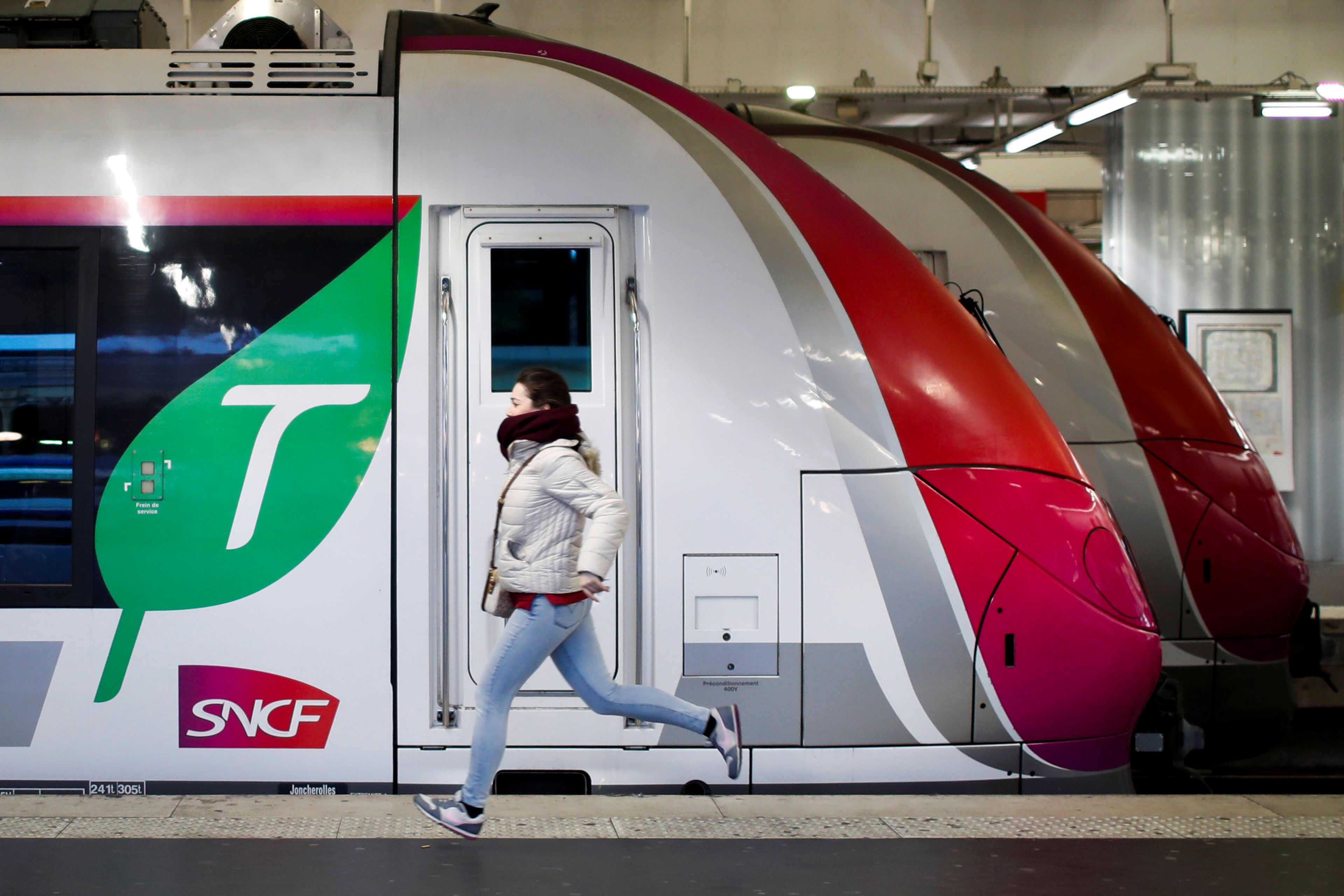 Un tren de la francesa SNCF en París, en enero de 2020.