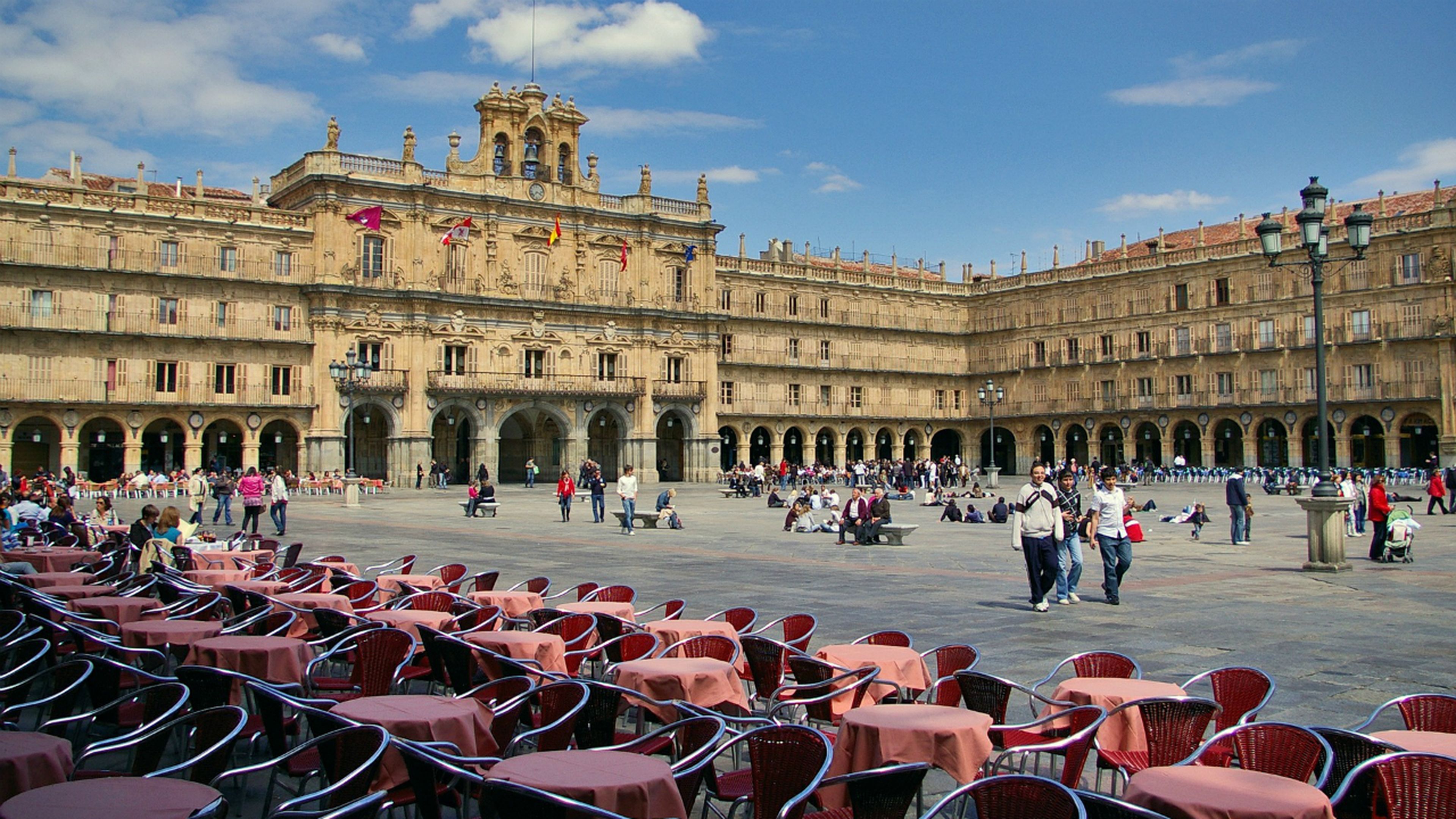 Valladolid y Salamanca mantienen su movilidad pese a las nuevas restricciones