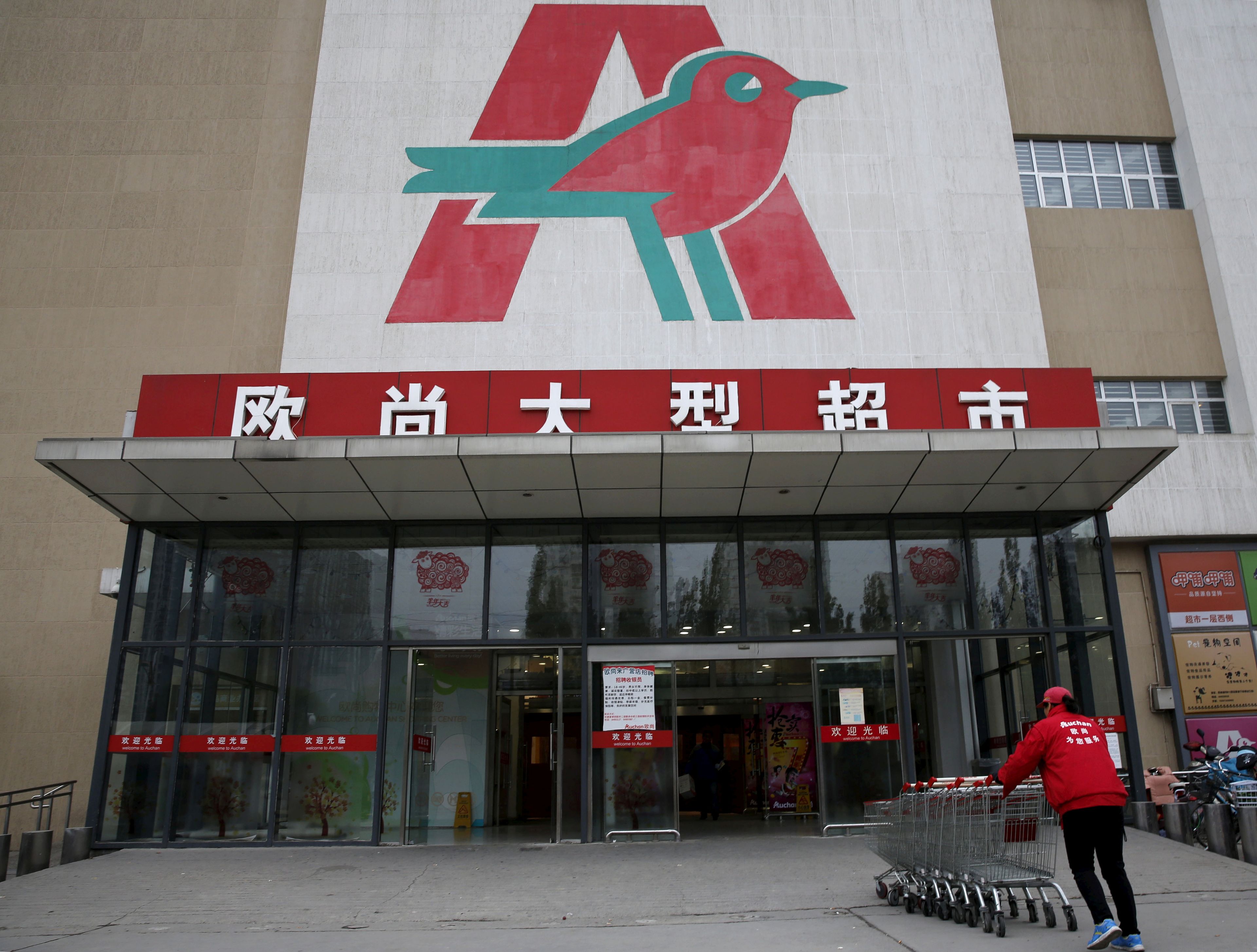 Alibaba y Sun Arts se alían para avanzar en el mercado de entrega a domicilio de alimentación.
