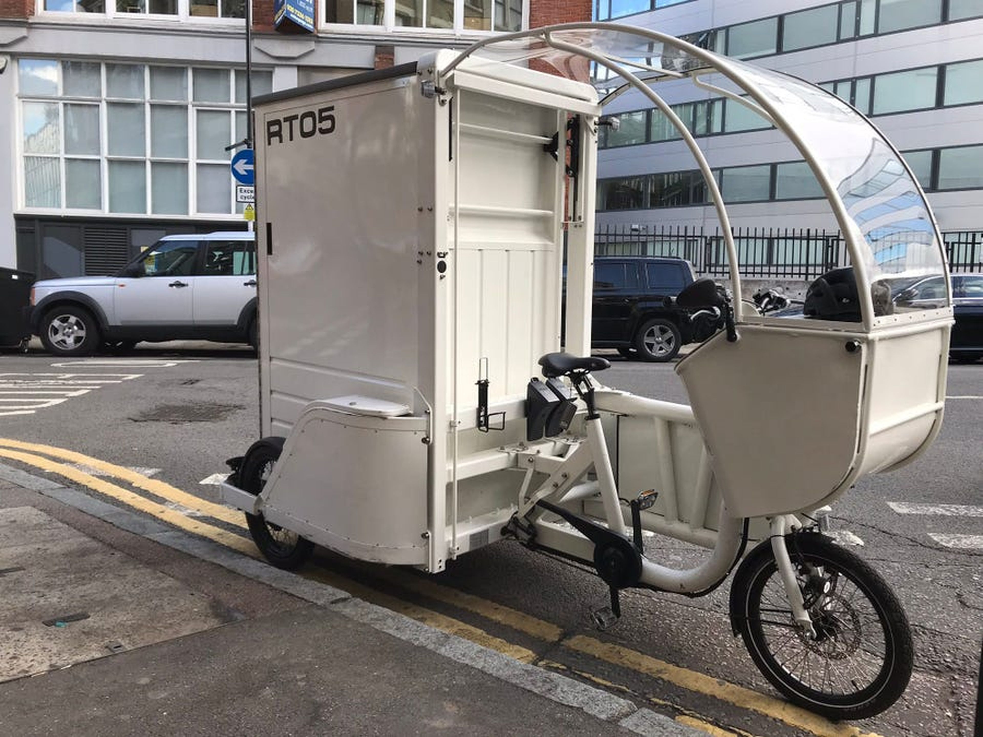 Imagen de una de las bicicletas eléctricas que está probando Amazon en Londres