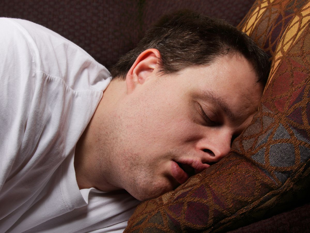 Roncar al dormir: Remedios para descansar mejor