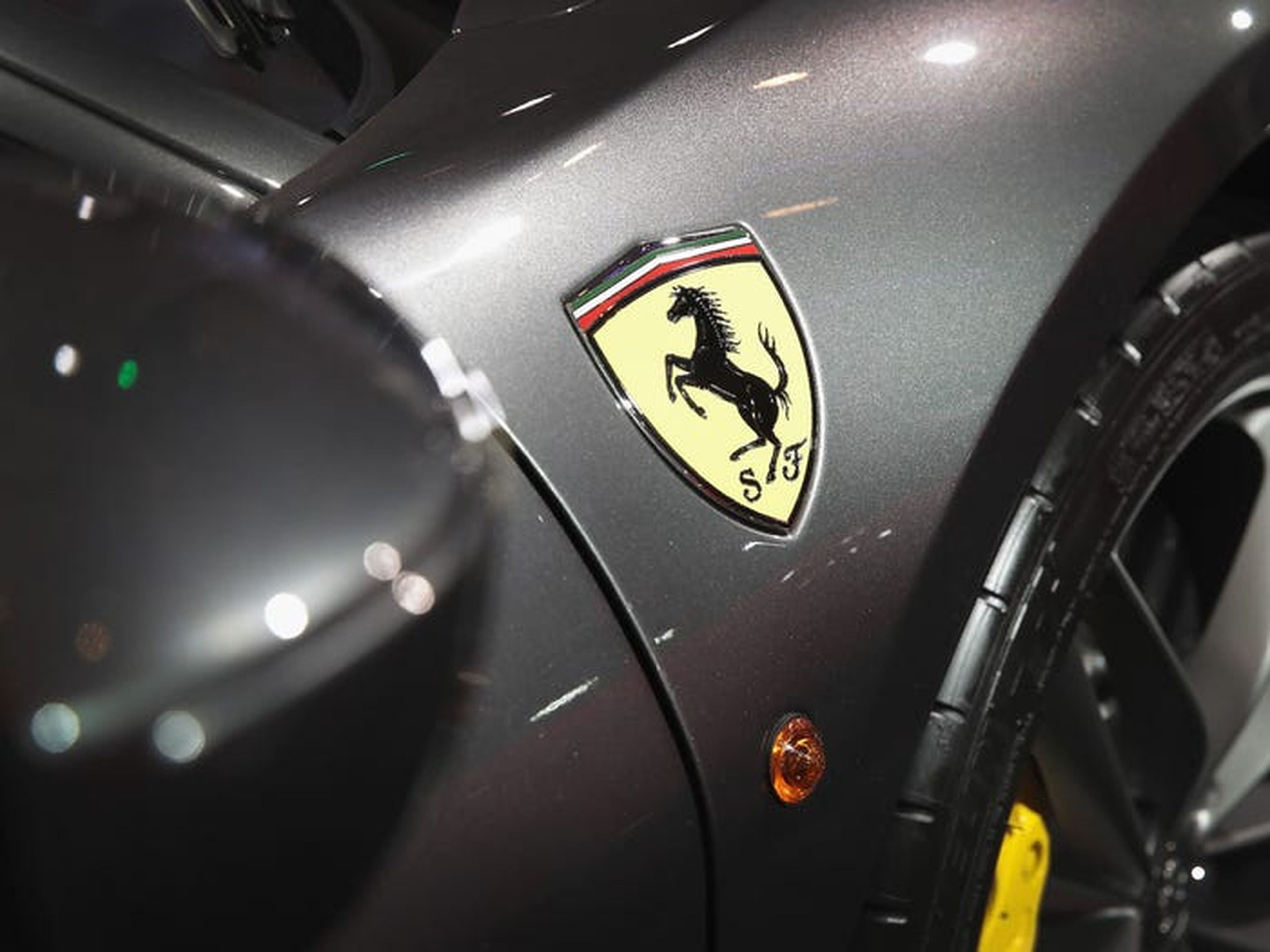 Logo de Ferrari.