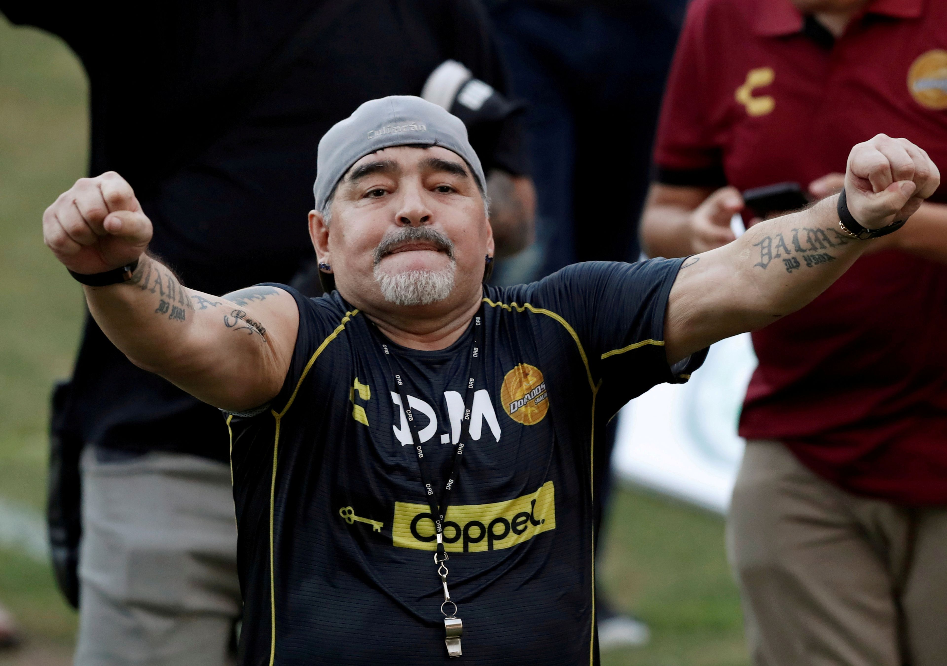 Maradona en un partido en Sinaloa