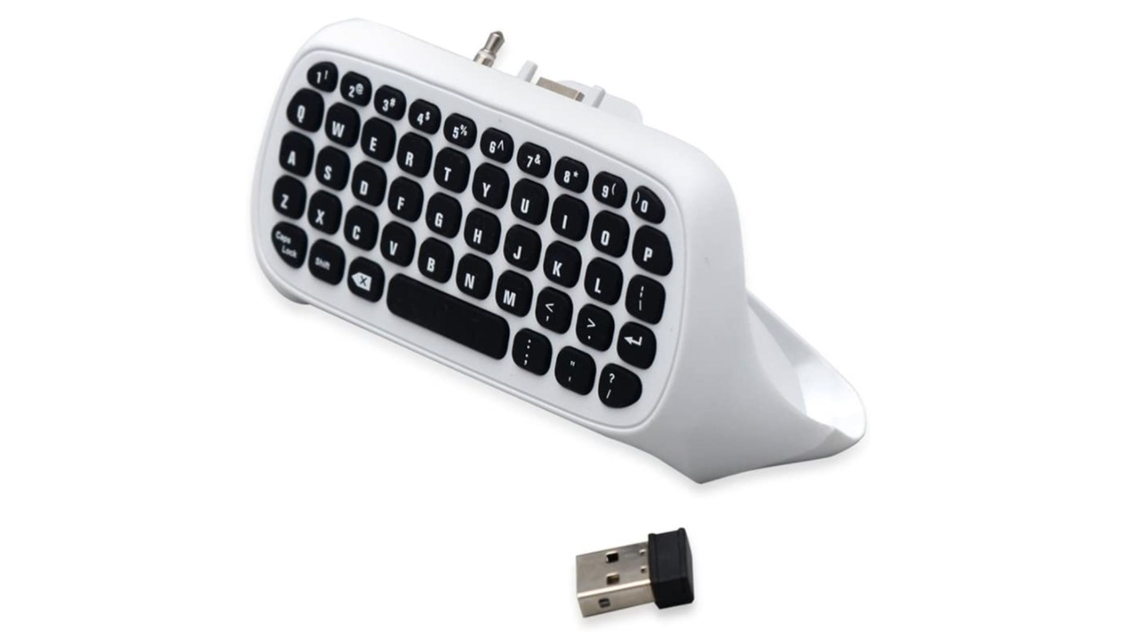 Un teclado inalámbrico para el mando