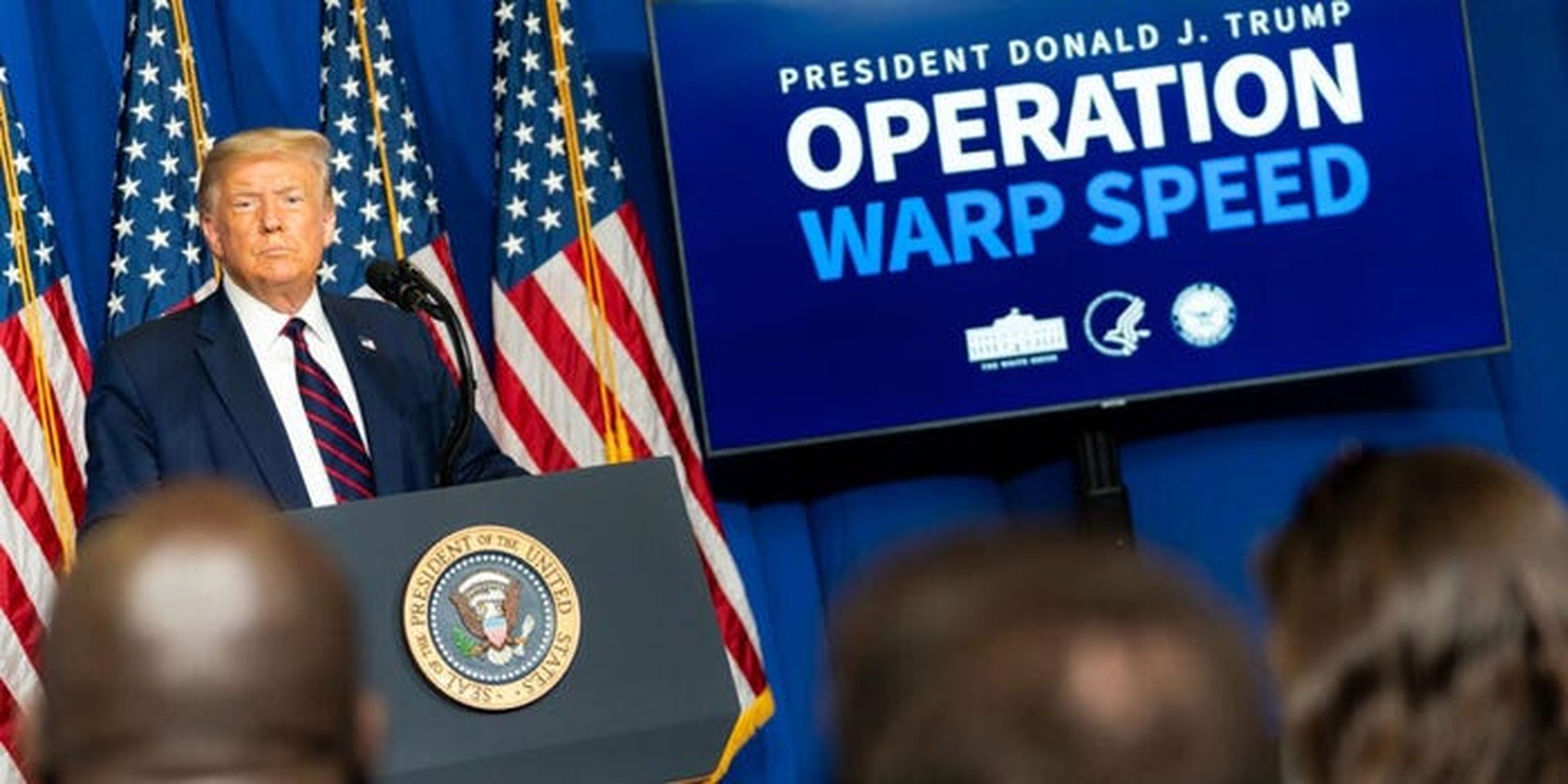 Donald Trump actualiza sobre la Operación Warp Speed