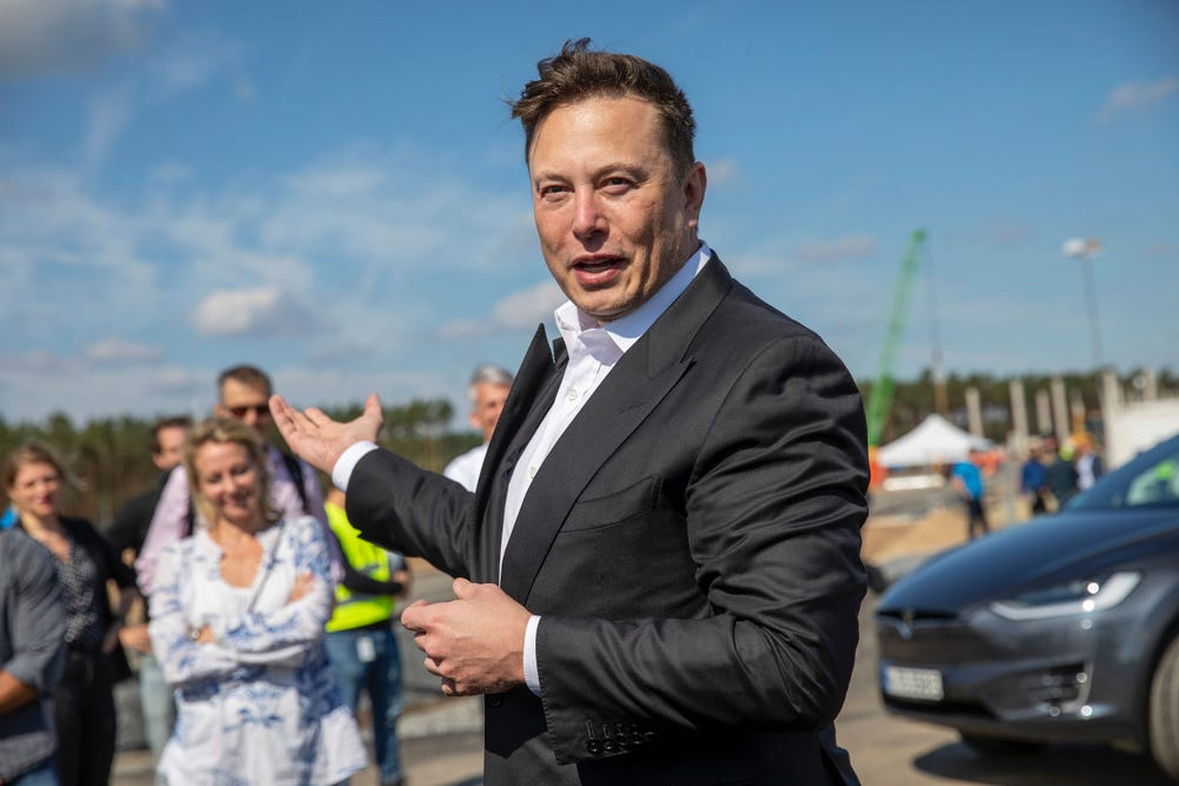 Elon Musk admite que está dispuesto a negociar una fusión con otro fabricante.