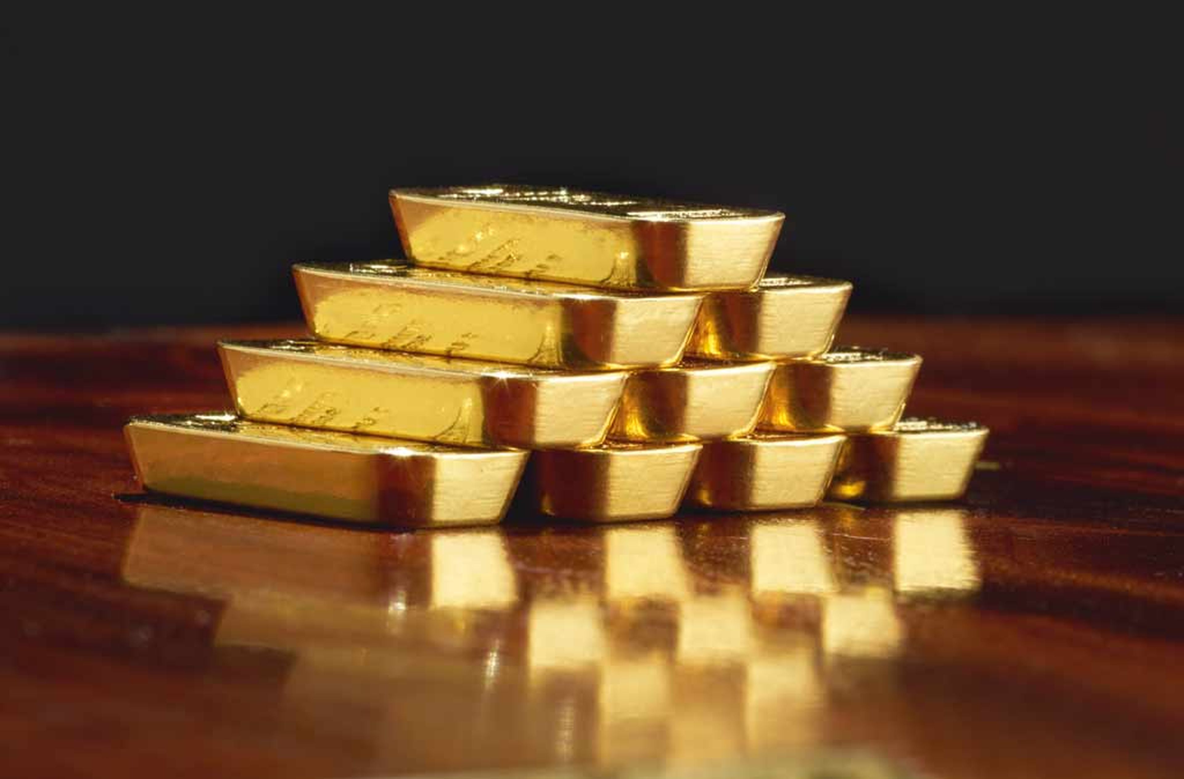 Lingotes de oro acuñados por Degussa.