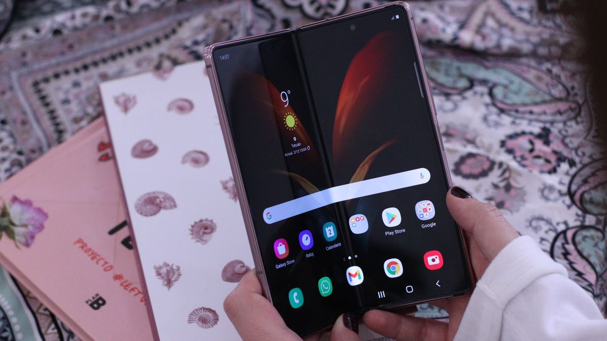 Samsung Galaxy Z Fold 2 El Plegable De Efecto Wow Con El Que La