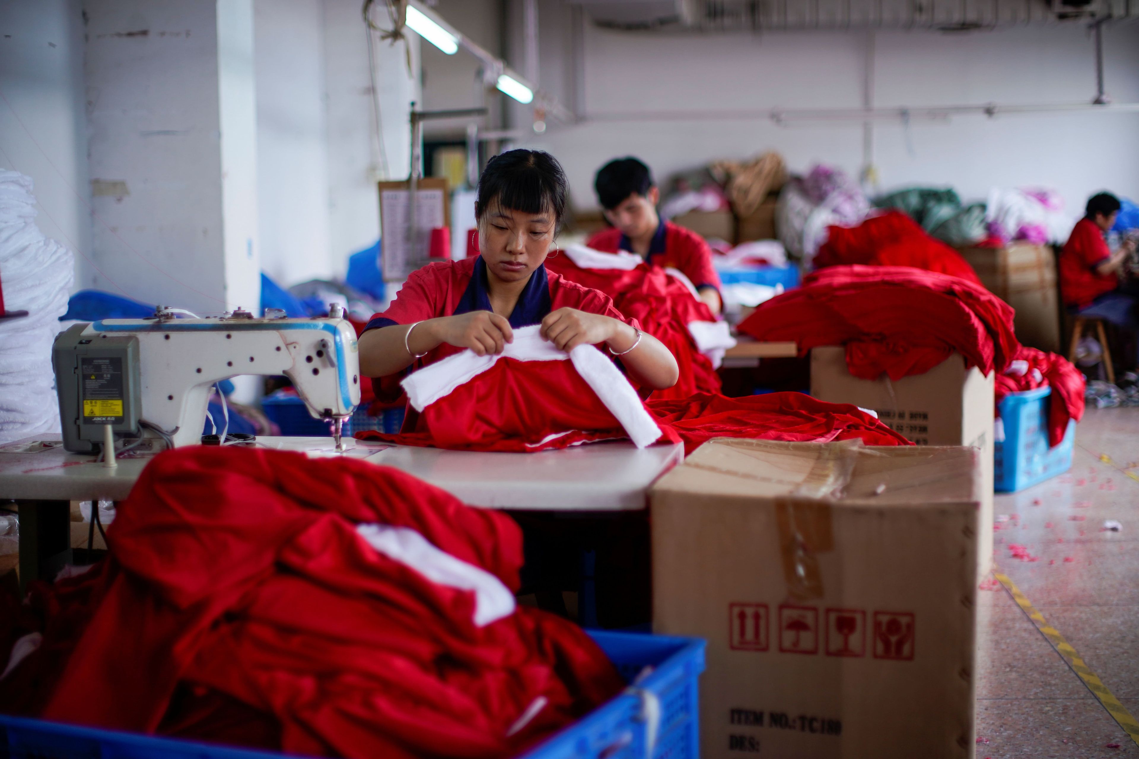 Trabajadores de la ciudad de Yiwu, China