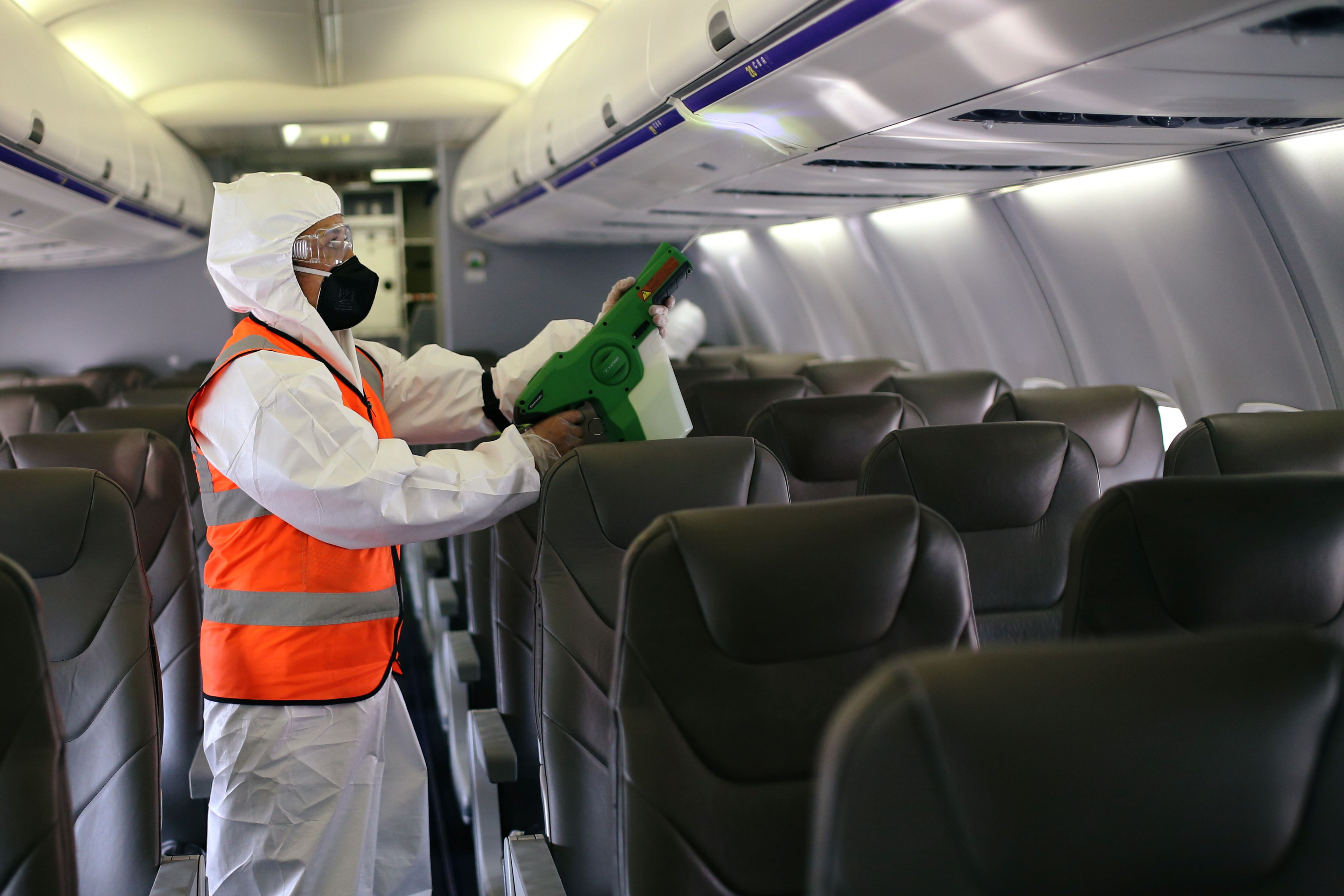 5 claves por las que el riesgo de contagio en aviones es bajo