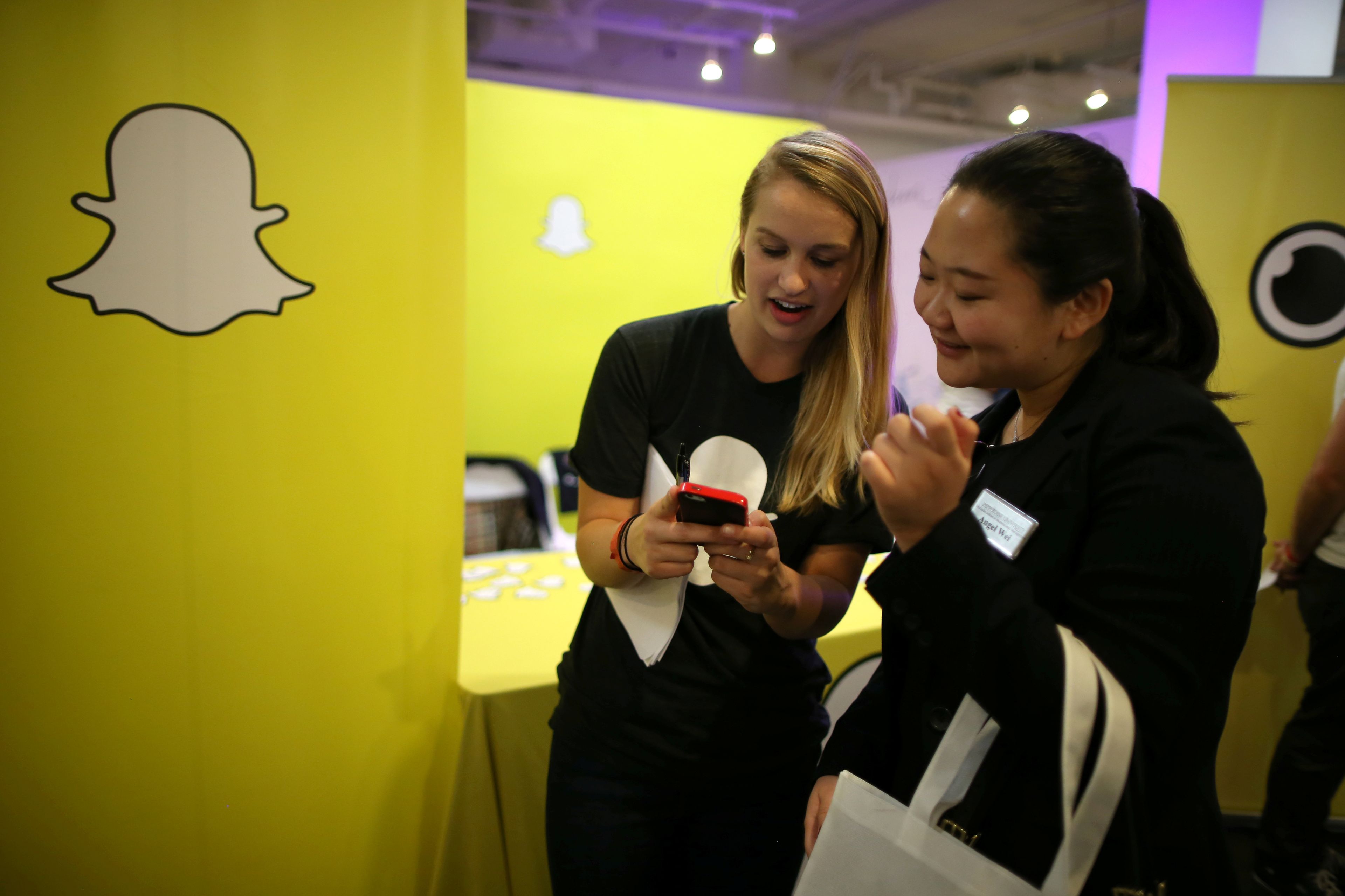 Snapchat paga a los creadores de contenido viral