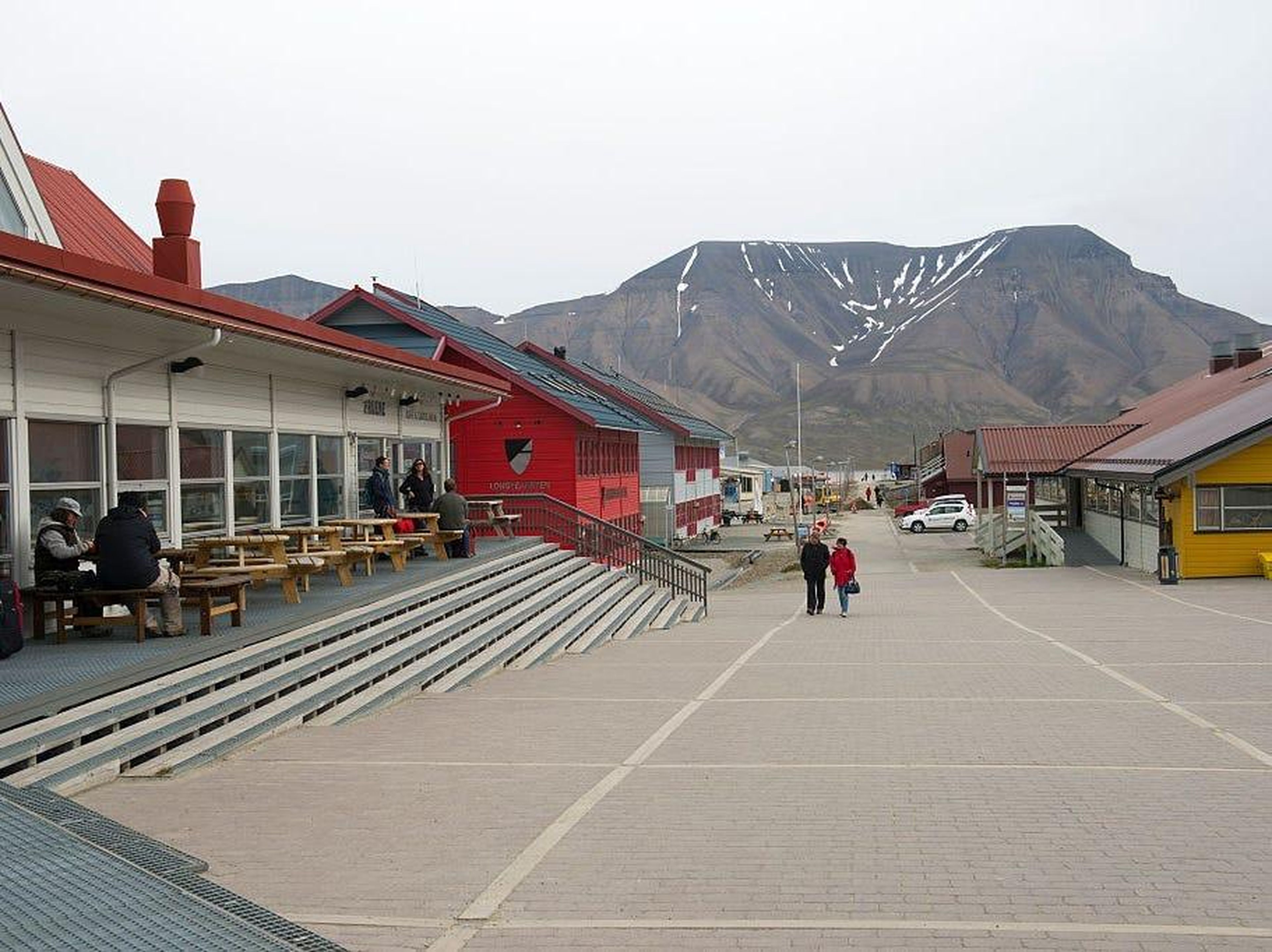 Plaza comercial principal de Longyearbyen.