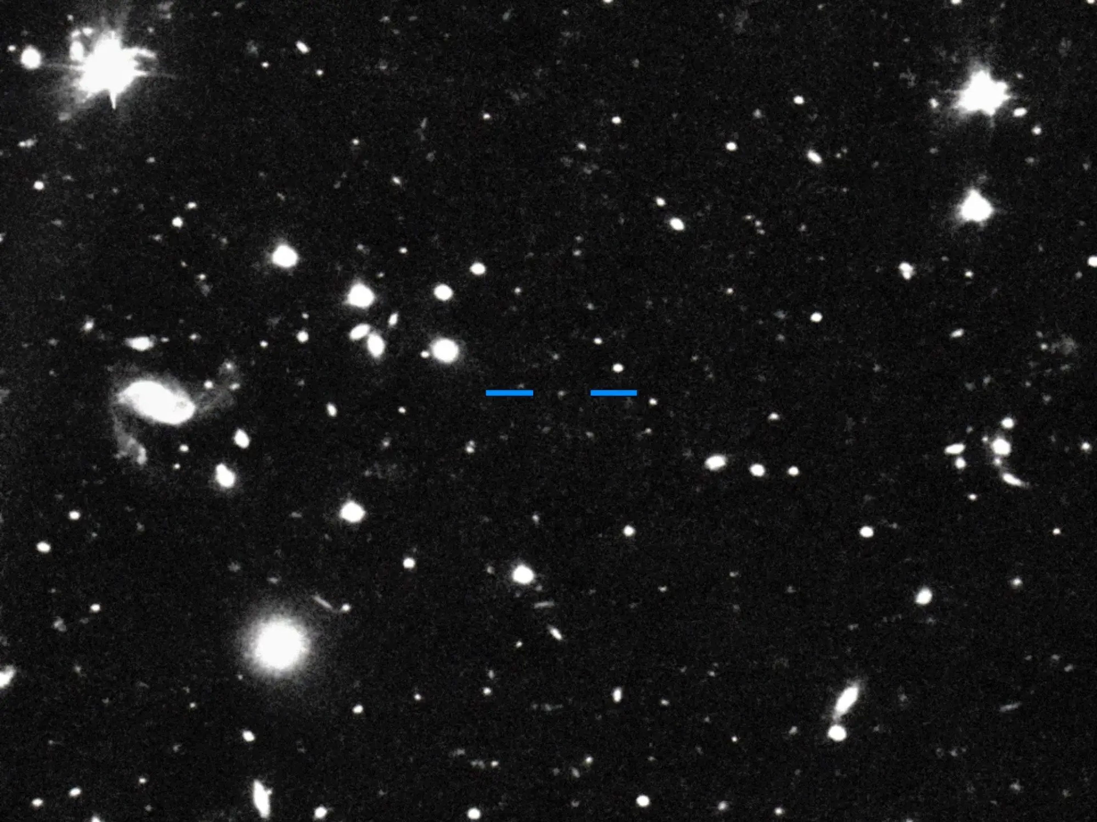 Esta imagen de Farfarout (identificada con marcadores azules) fue tomada con el Telescopio Subaru el 15 de enero de 2018.