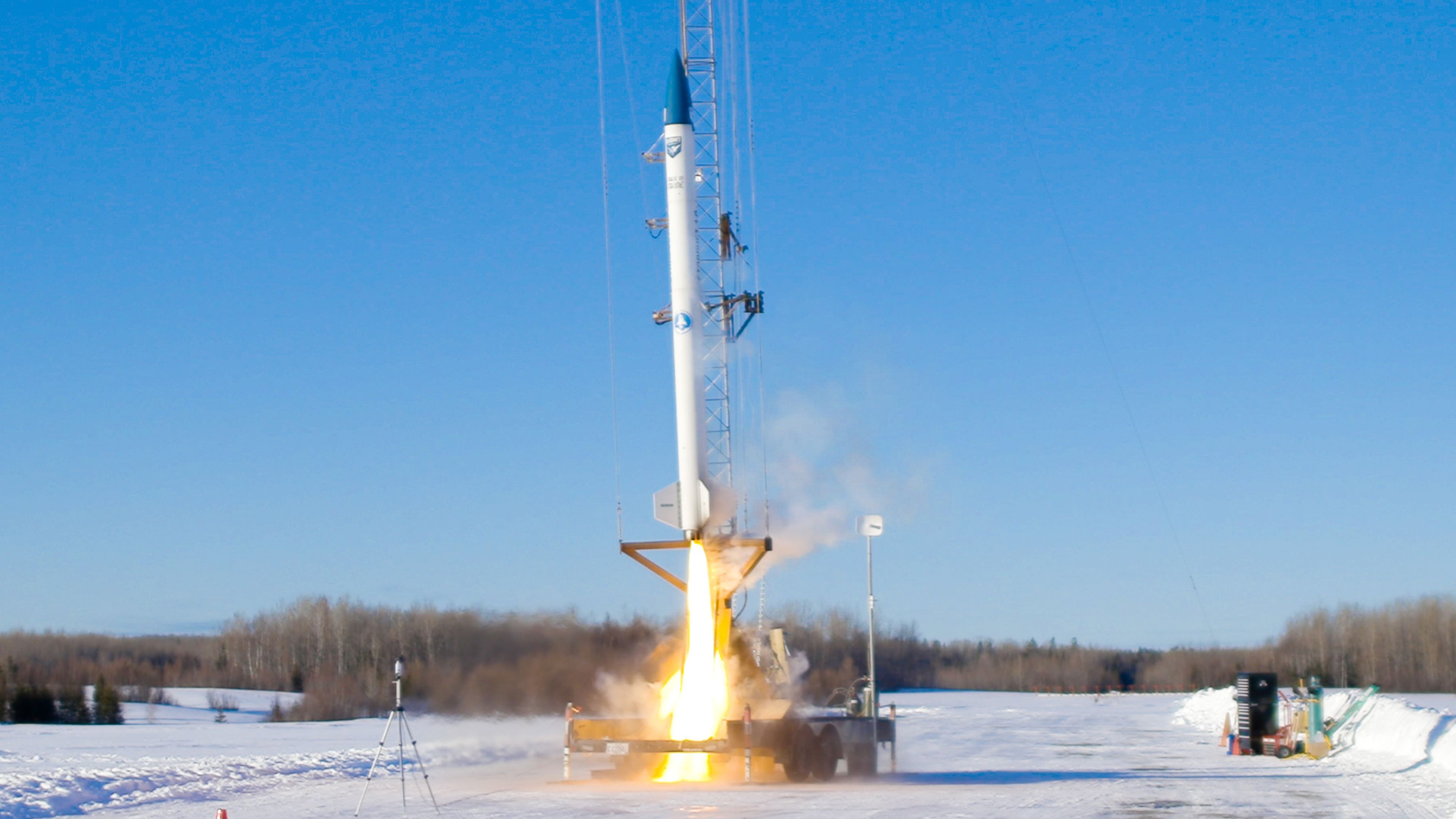 El cohete Stardust 1.0 en una prueba de lanzamiento a baja altitud.