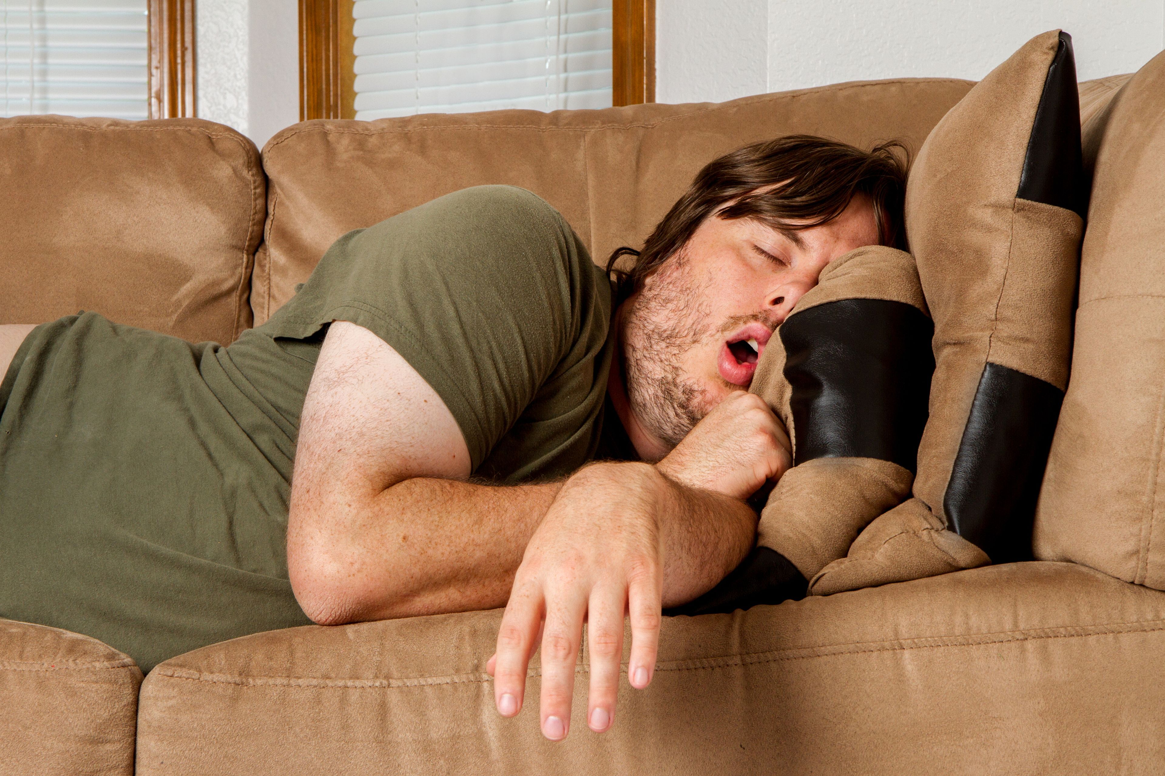 Qué no debes hacer al echarte la siesta: 8 comportamientos que deberías evitar