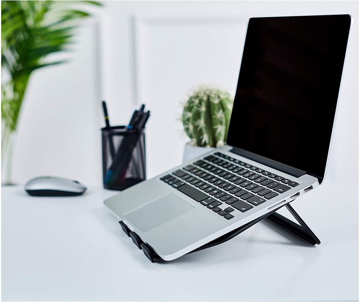 Oferta en Amazon en su soporte plegable para portátiles