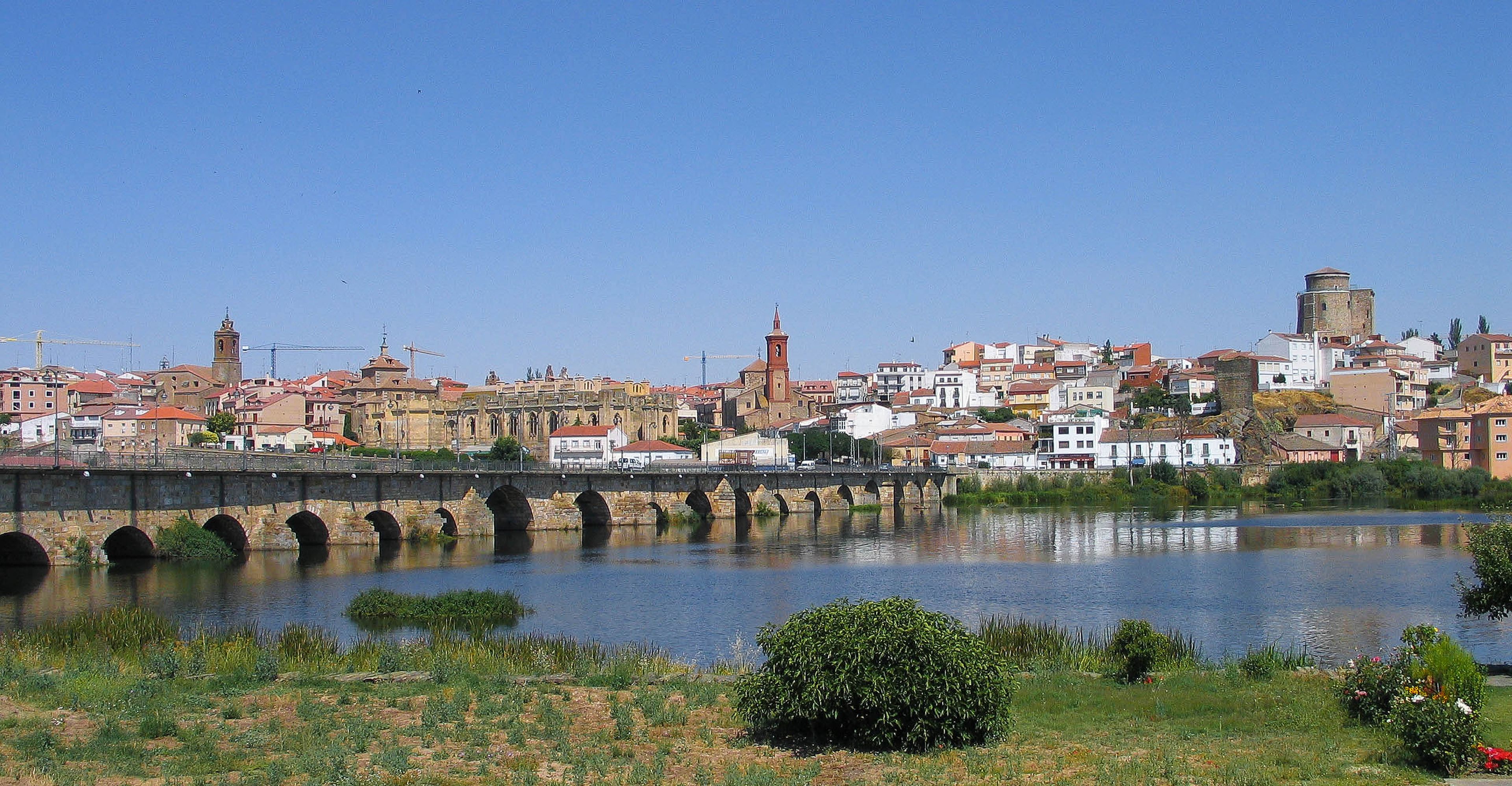Paseo del Tormes, Salamanca.