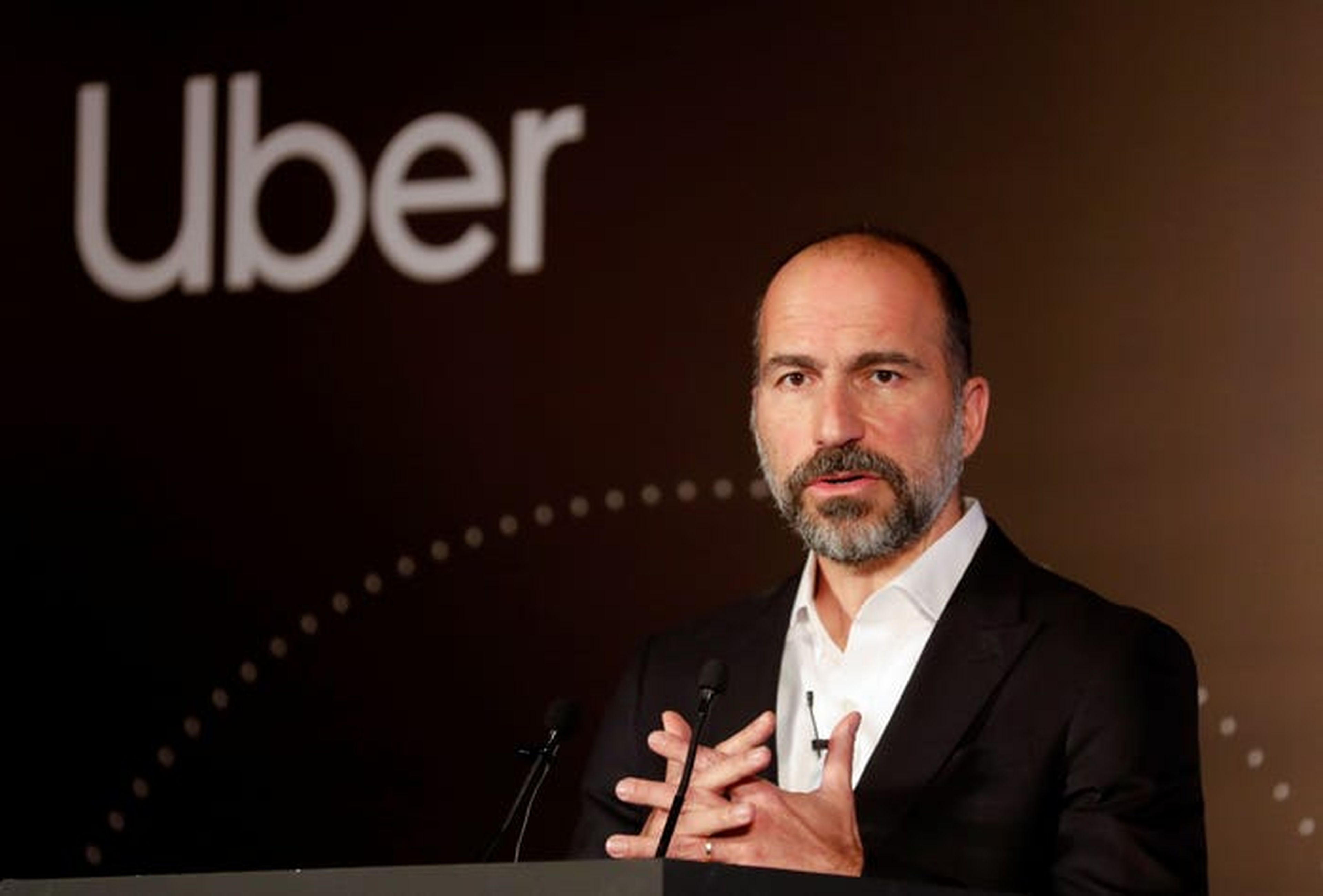 Al principio de su mandato, Khosrowshahi reescribió los principios rectores de Uber.