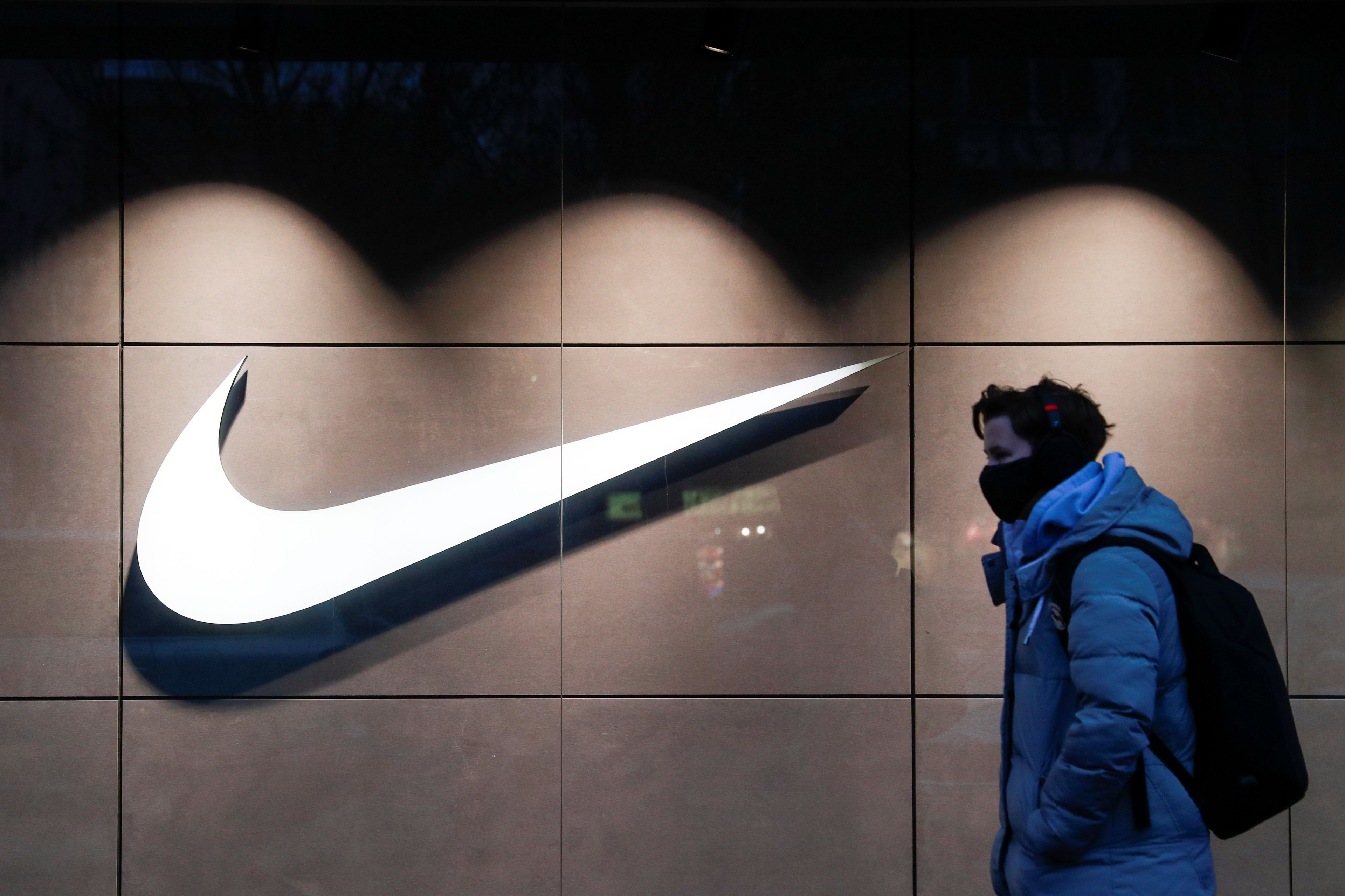 Nike podría comprar los analistas dicen que es una idea | Business Insider España