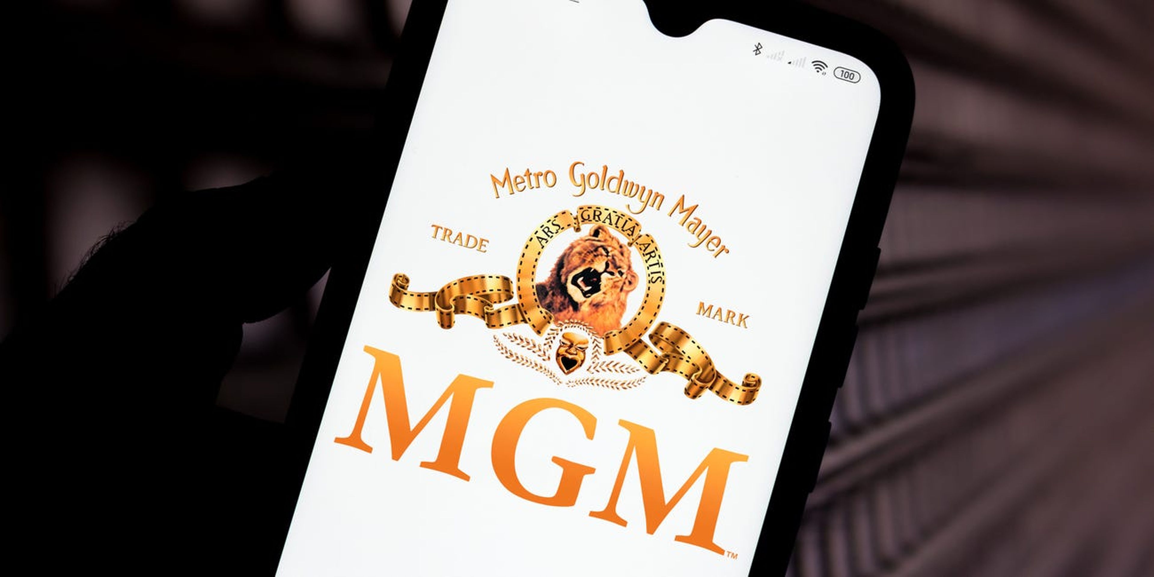 Un logo de MGM