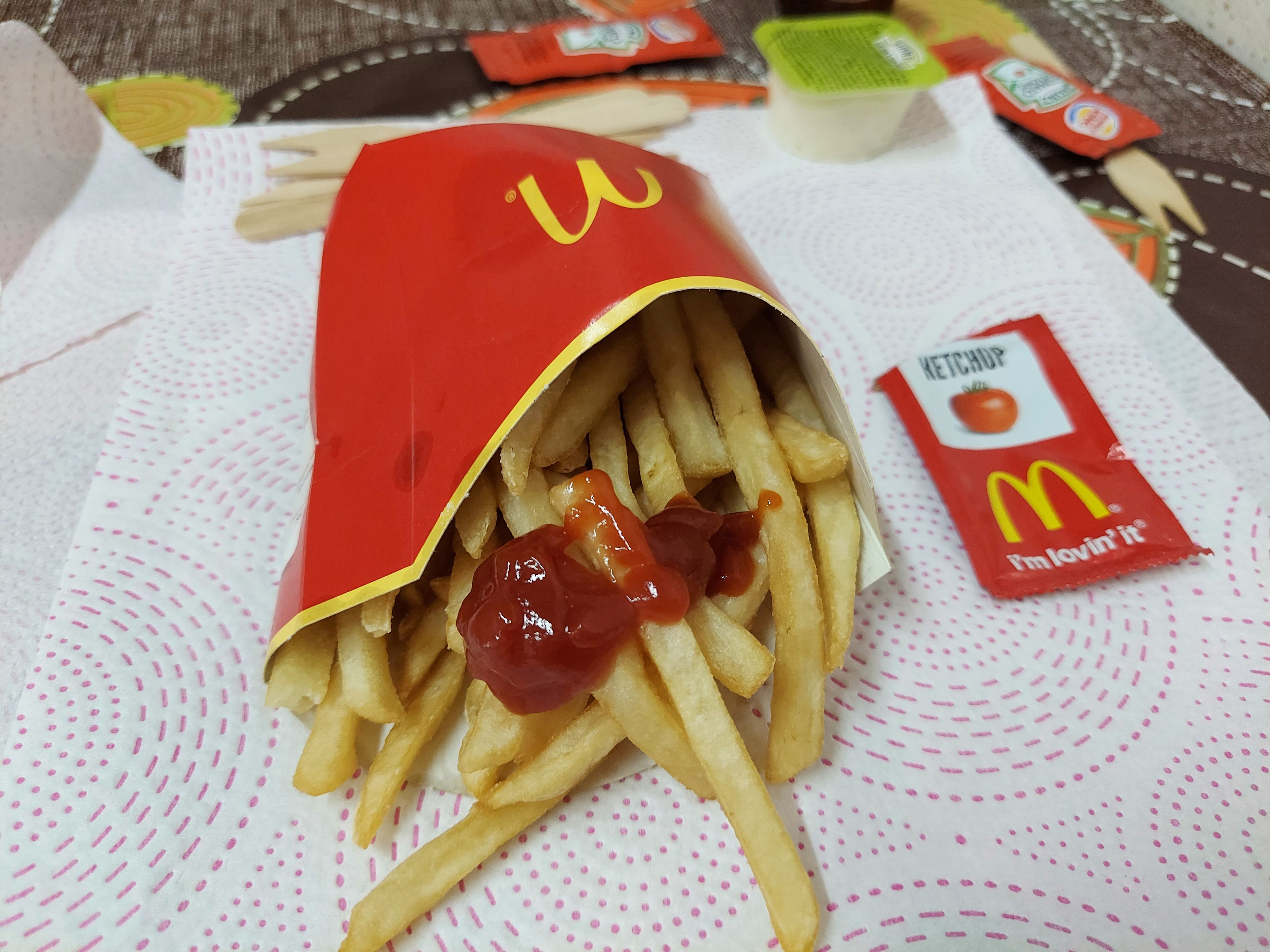 Ketchup patatas Mac