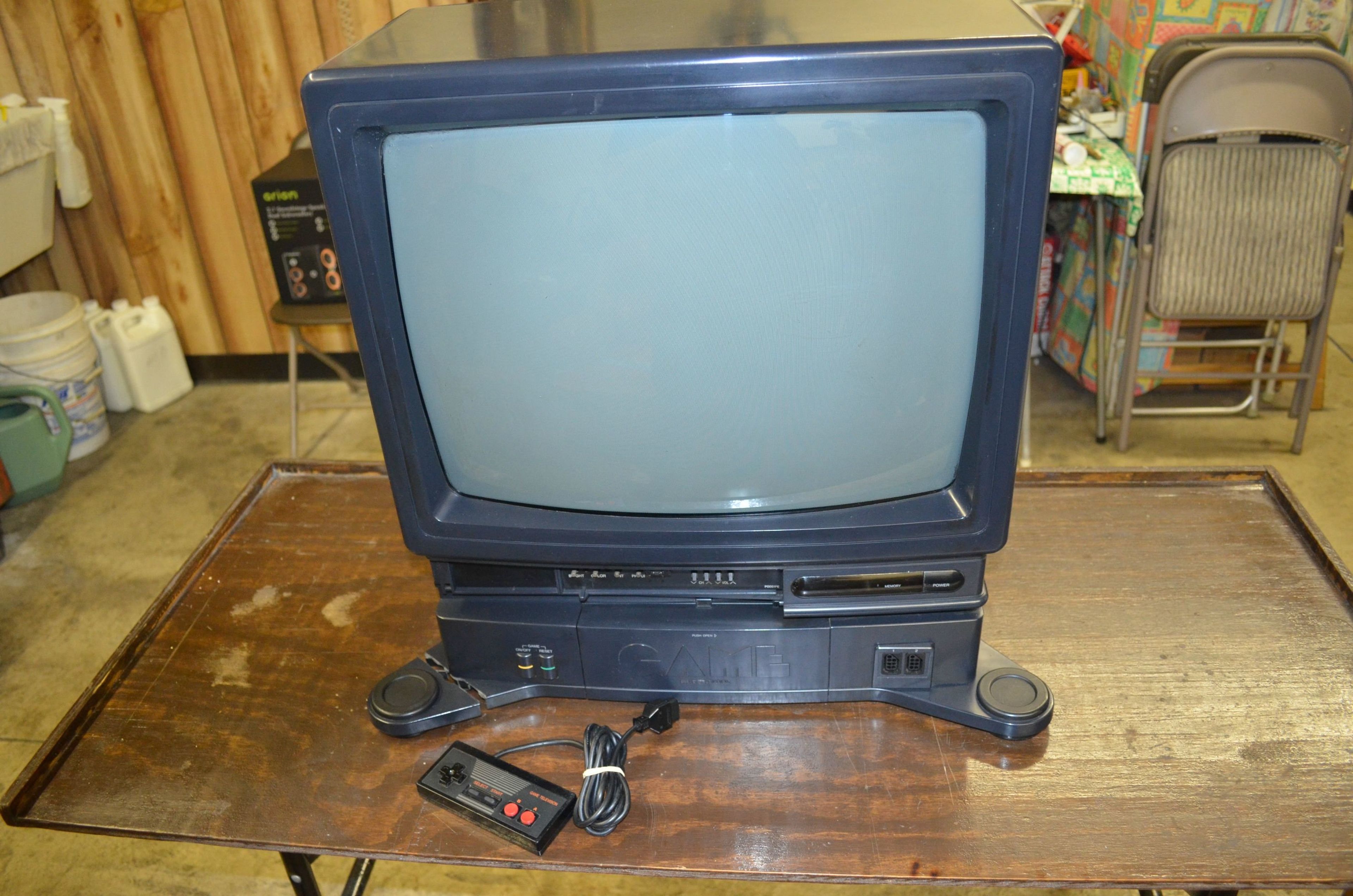 Nintendo Sharp TV