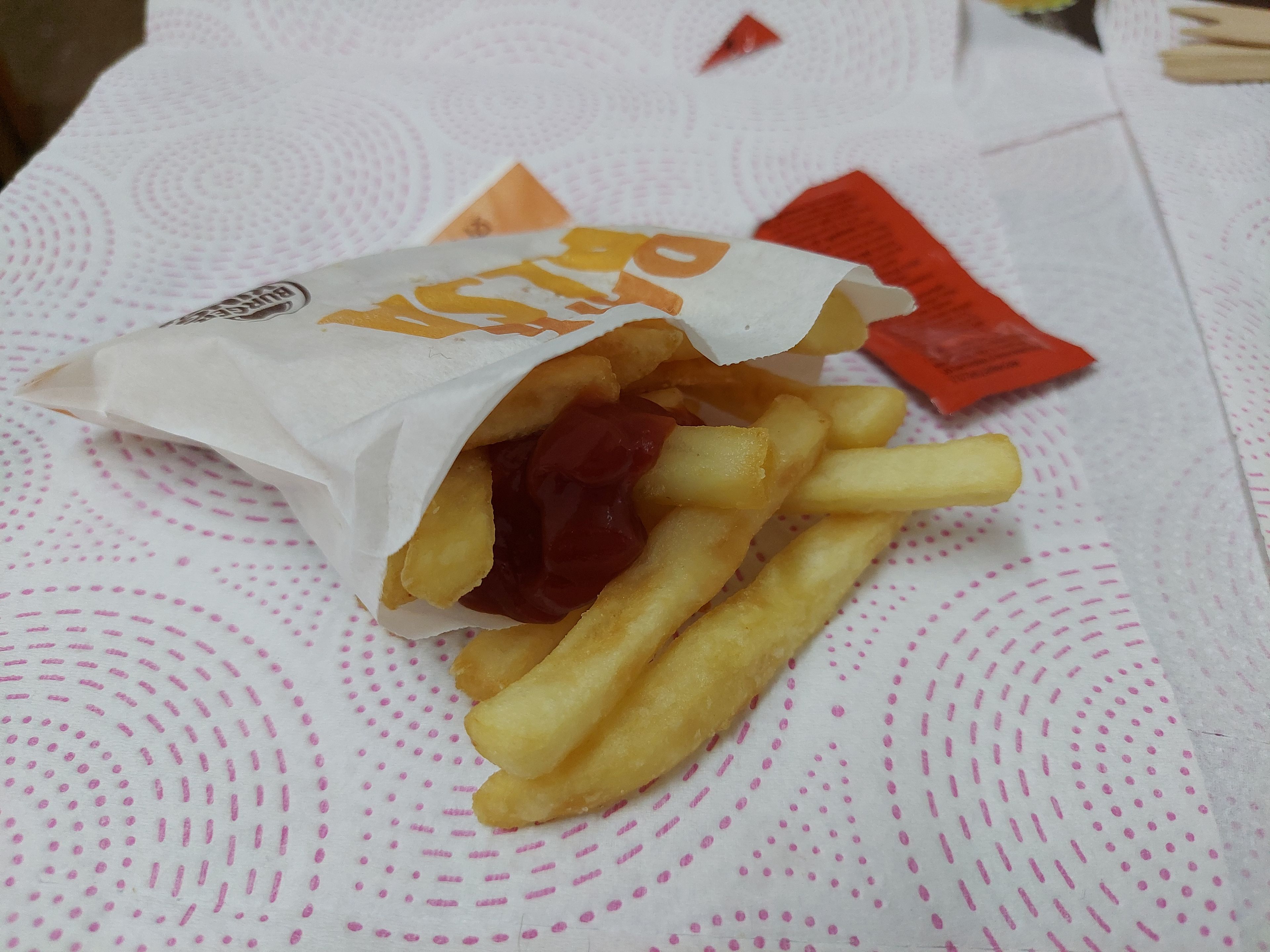 Patatas fritas ketchup Burger