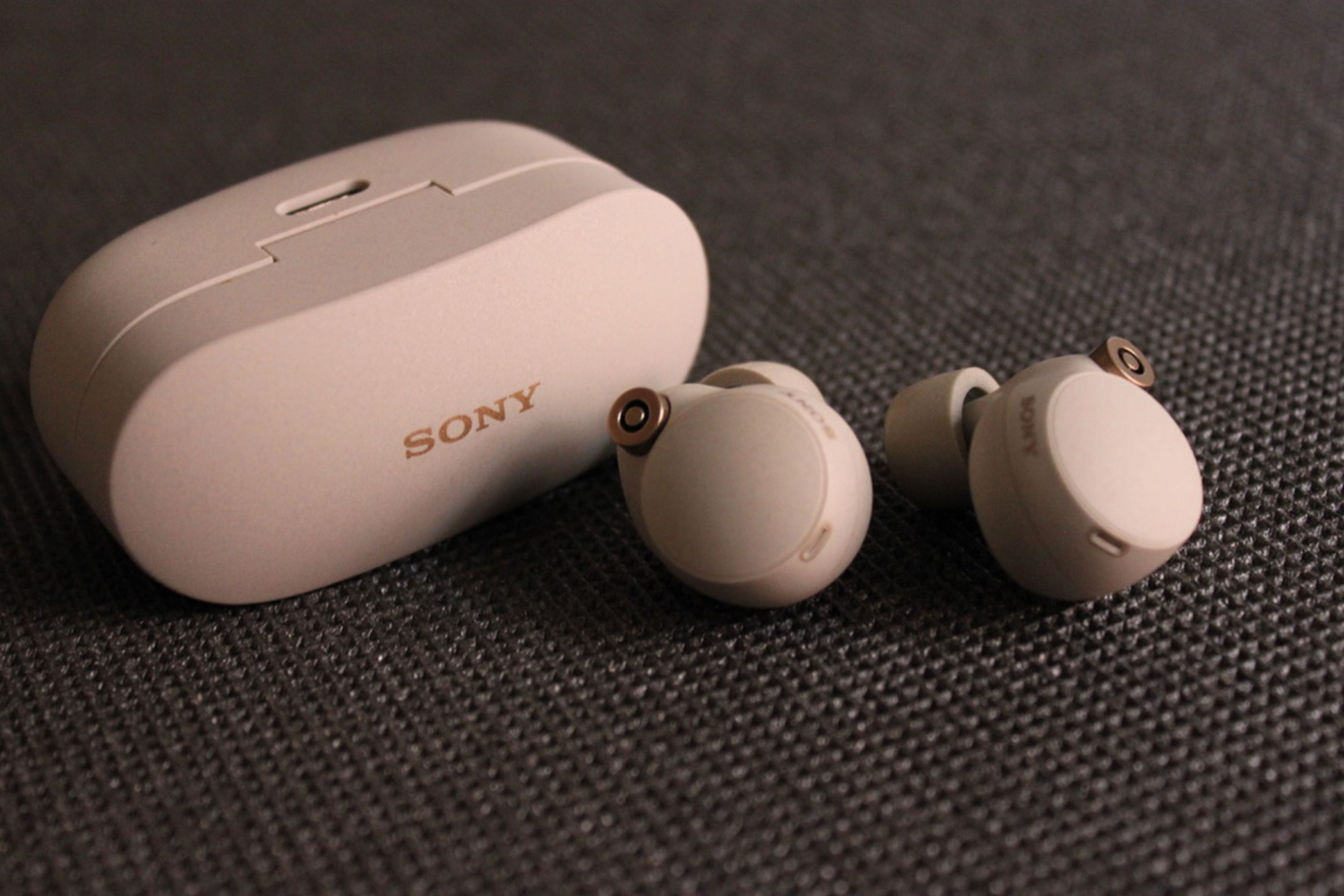 Sony WF-1000XM4: audio inalámbrico de alta calidad y mejor cancelación de  ruido en sus audífonos