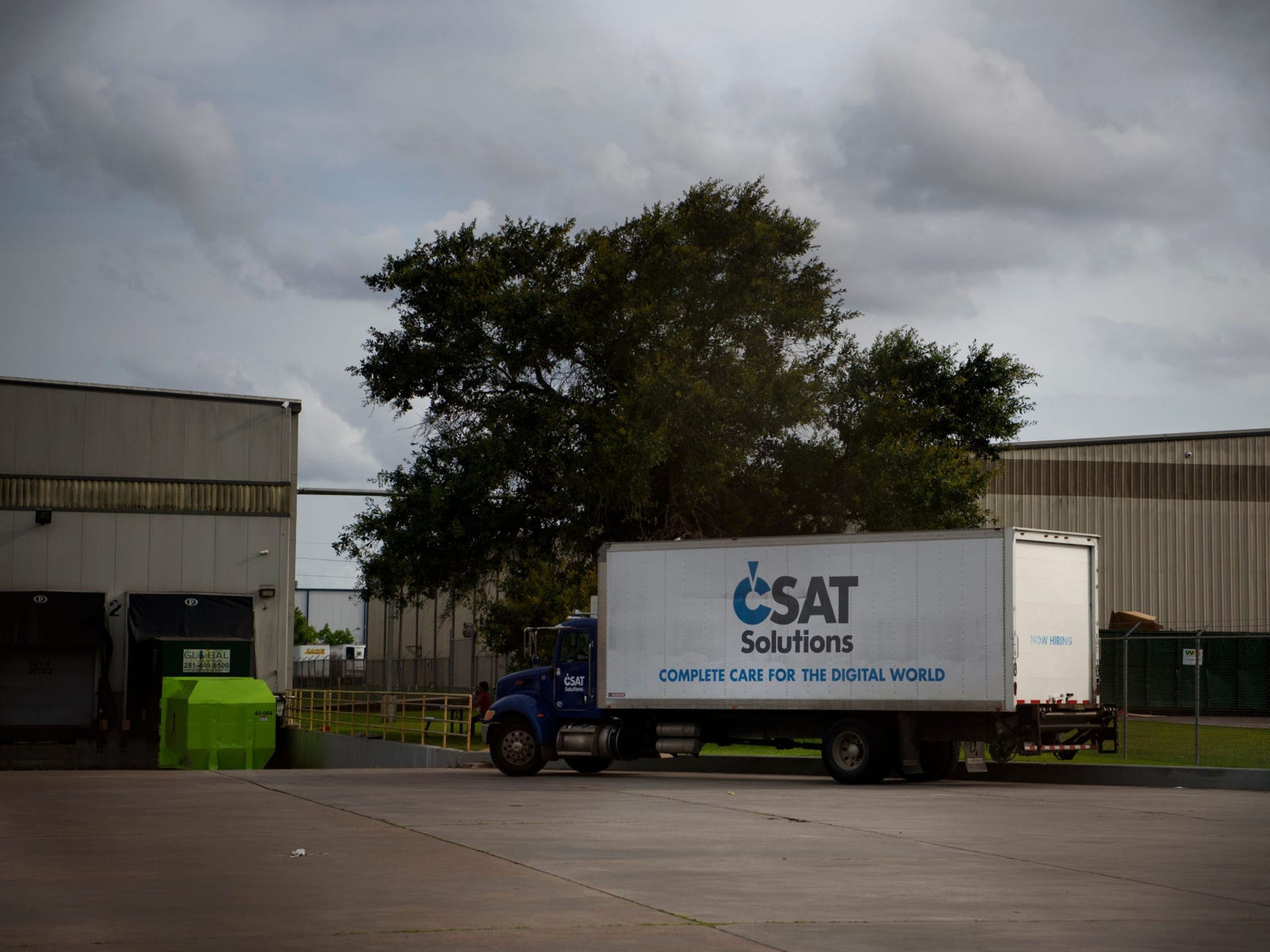 CSAT Solutions presta servicios a gigantes de la electrónica como Apple, Lenovo y Dell.