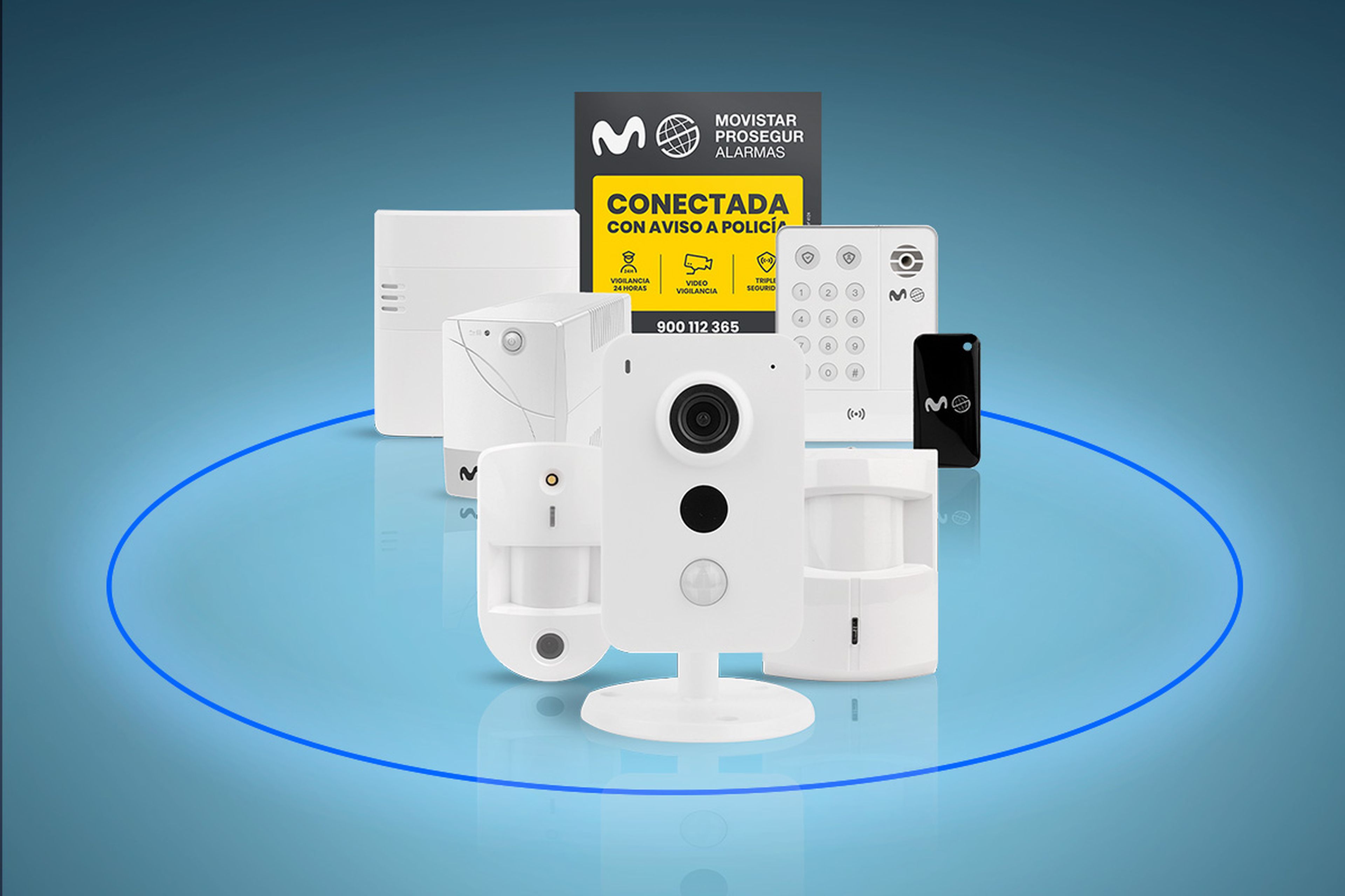 Equipo Movistar Prosegur Alarmas: detectores y cámara de seguridad conectada a su Central Receptora de Alarmas y con el Servicio Vigilante Acuda