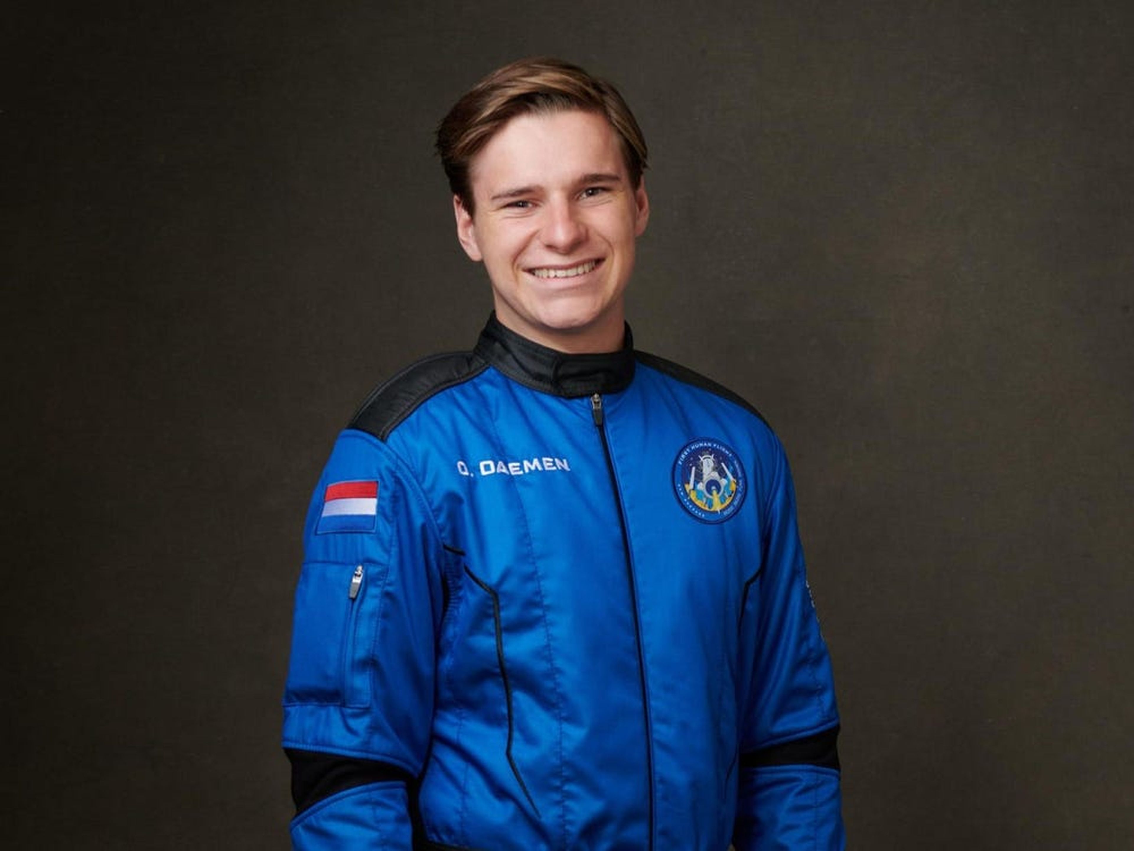 Así es Oliver Daemen, el adolescente holandés que ha acompañado a Jeff Bezos en su vuelo espacial y se ha convertido en la persona más joven en llegar al espacio