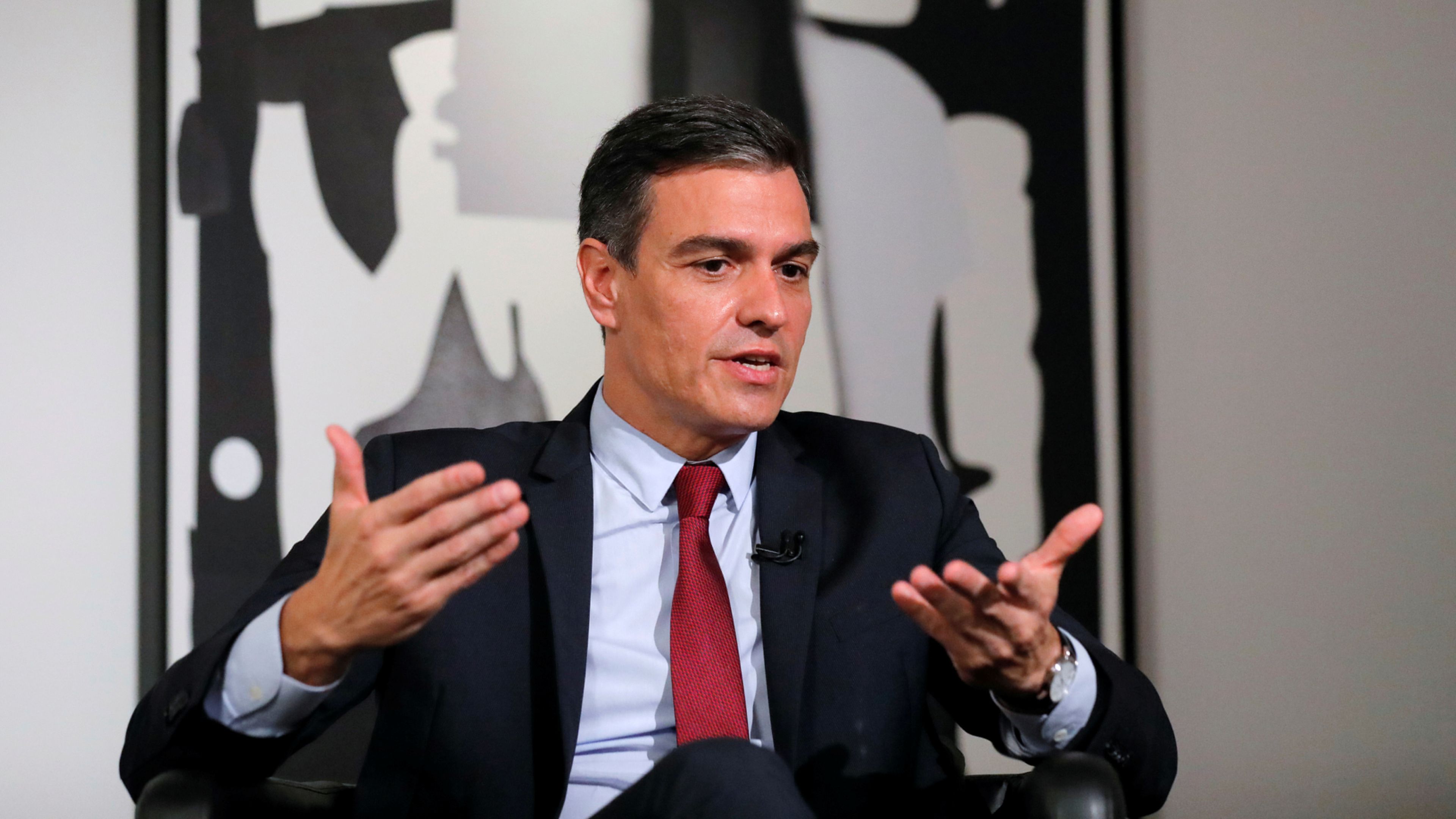 El presidente del Gobierno, Pedro Sánchez, en una entrevista. Reuters