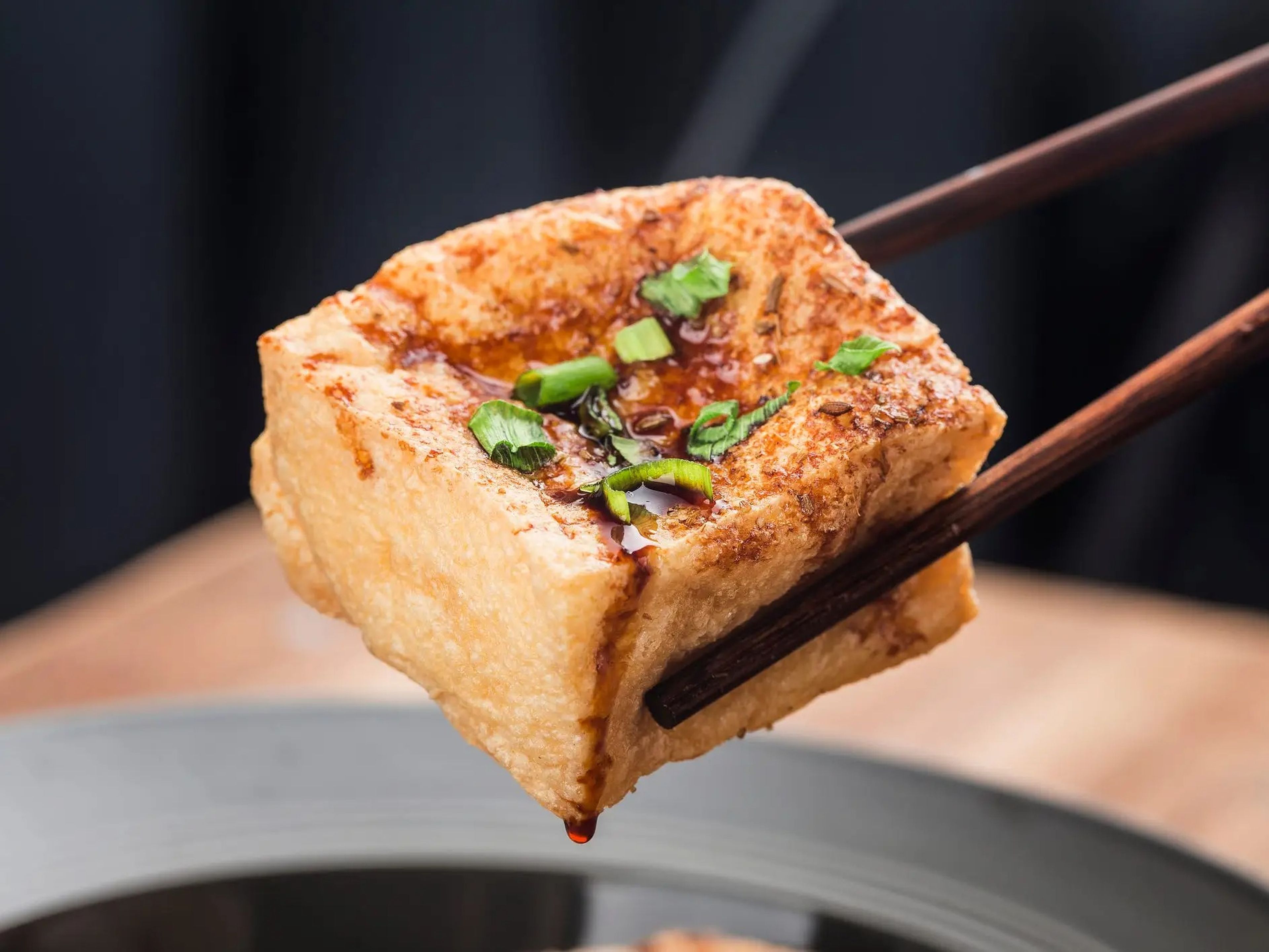 El tofue está elaborado a base de soja, fuente de proteínas completas.