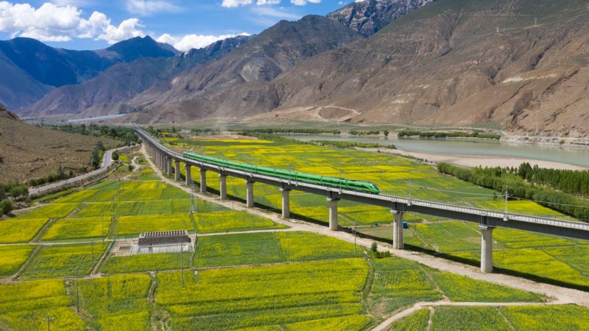 El nuevo tren de alta velocidad de China que ha costado 4.733 millones