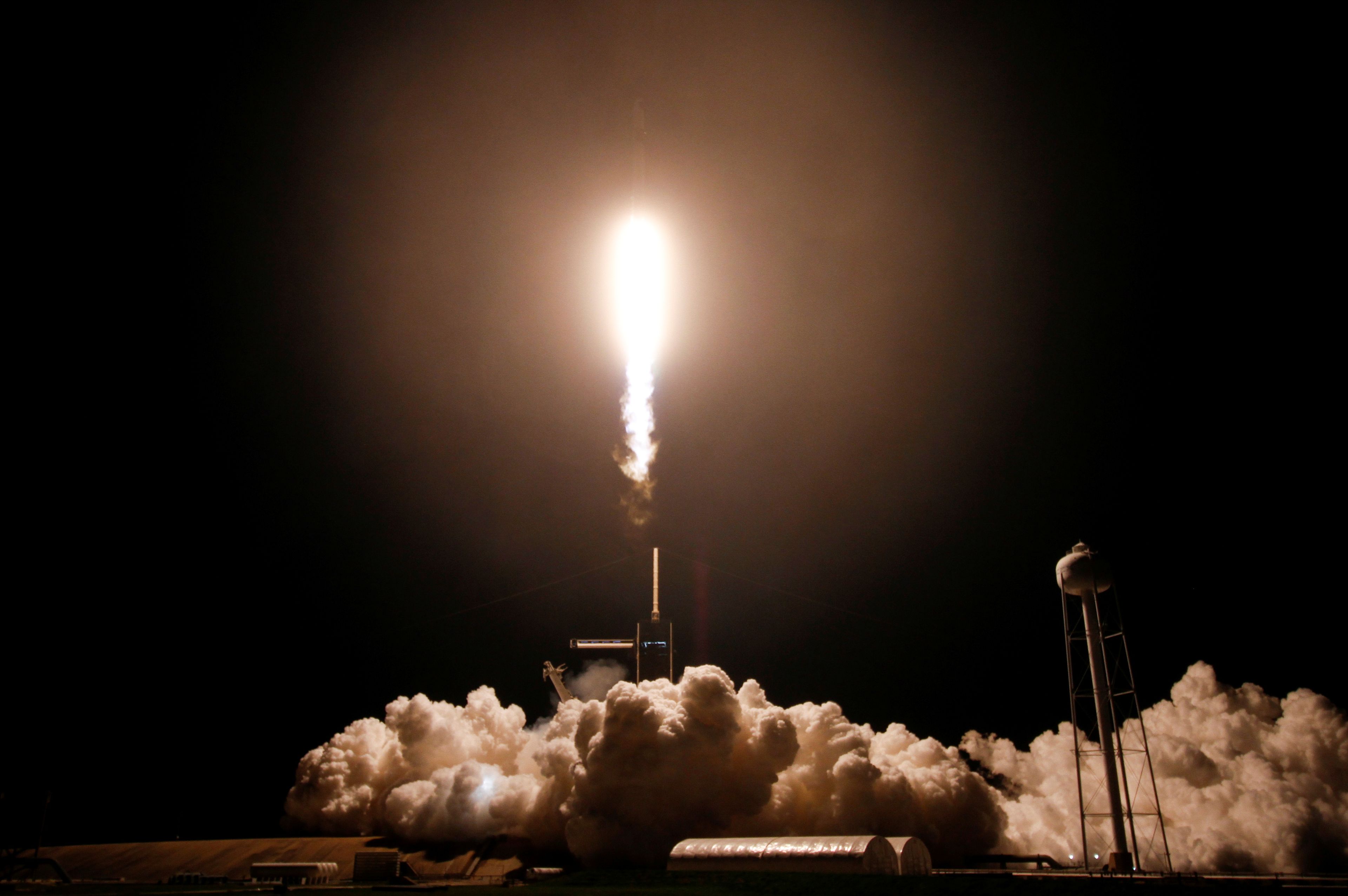 Lanzamiento del cohete Falcon 9, de SpaceX, el 23 de abril de 2021.